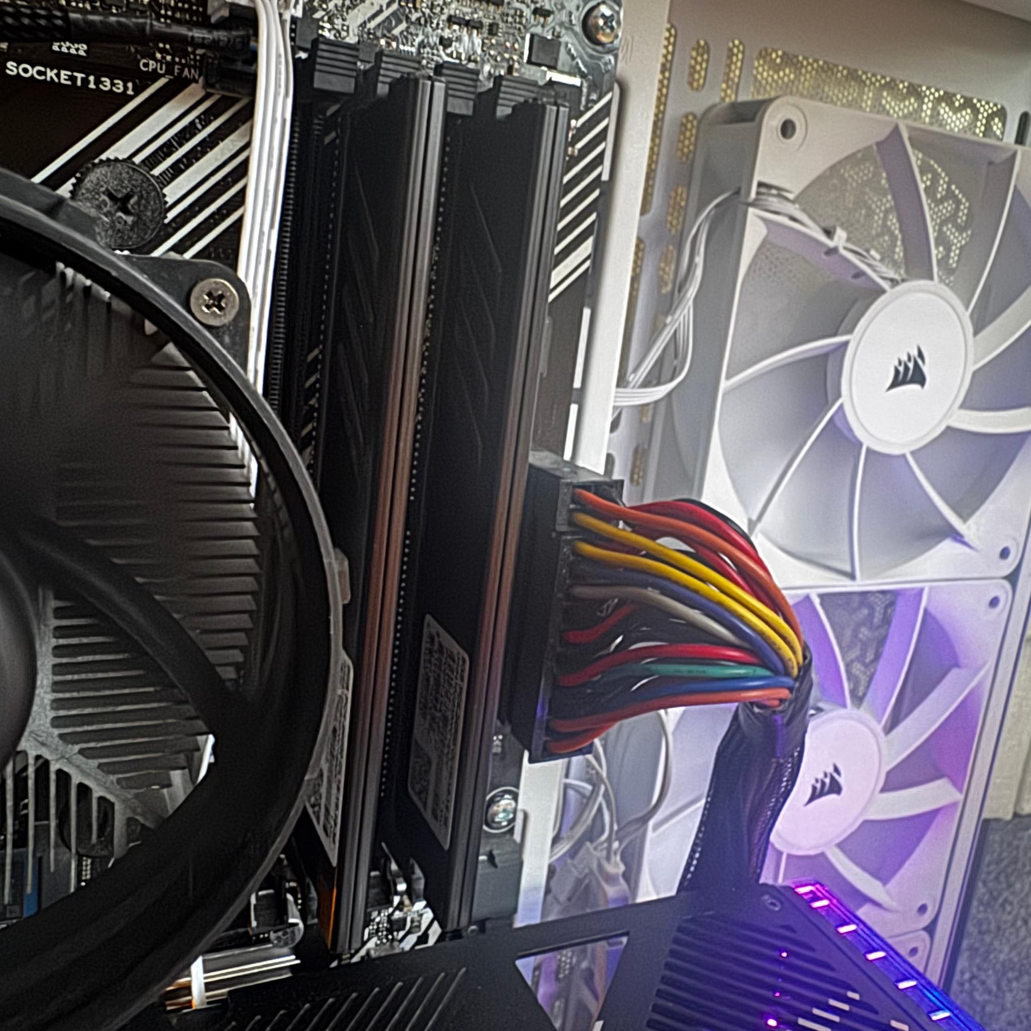 EVO SPEAR Geil 2x8gb ddr4 RAM