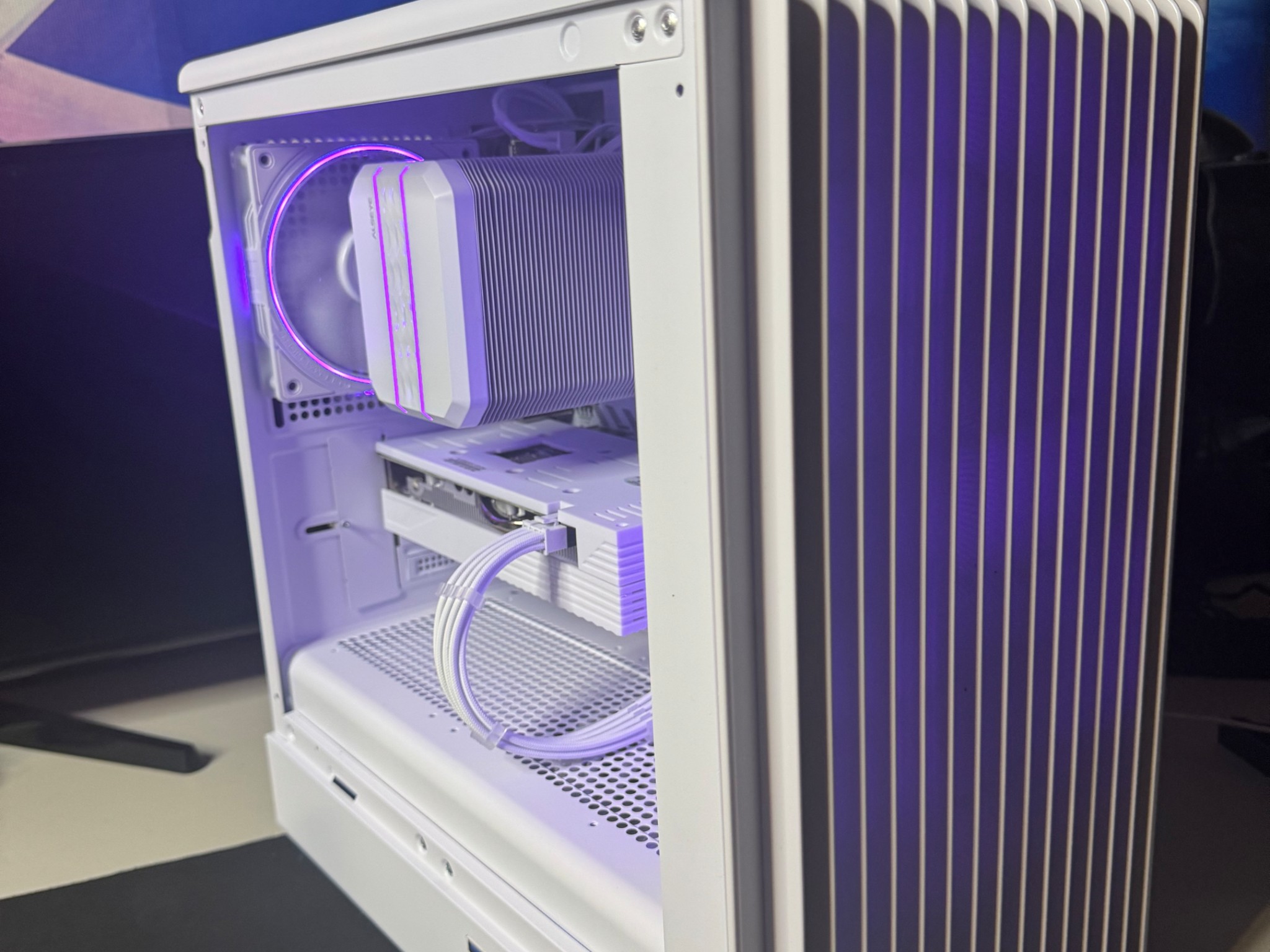 Fire Tech Labs: The Creator RYZEN 5 3500X / RX 5600 / 16gb ram / 512gb