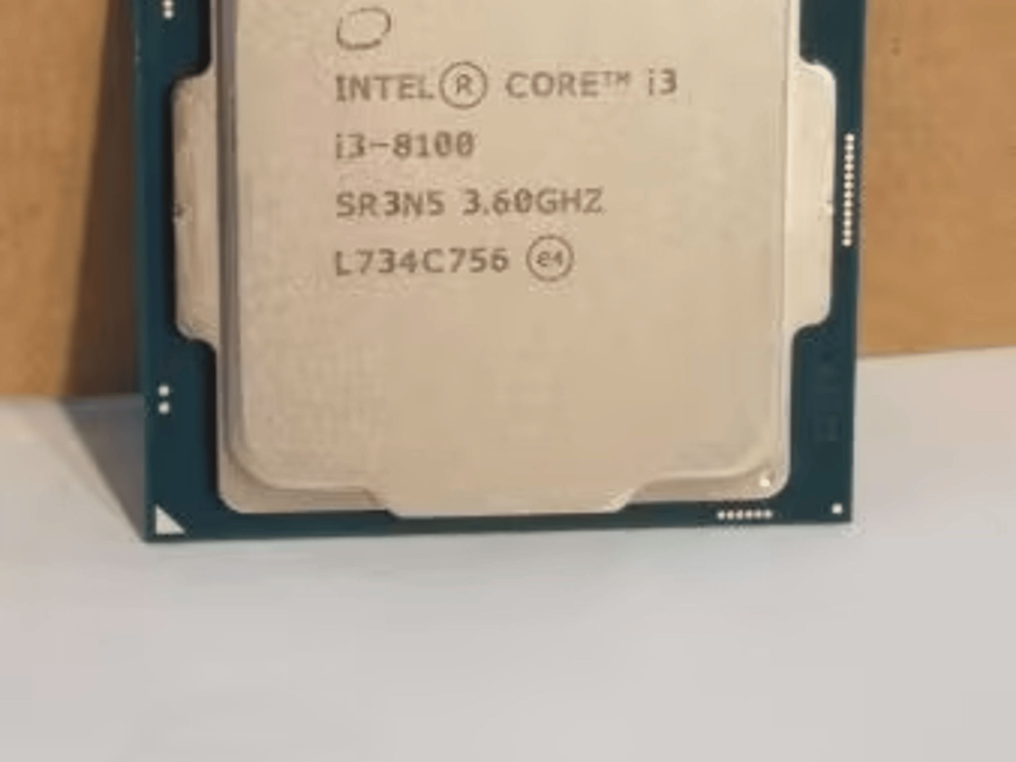 Intel i3-8100