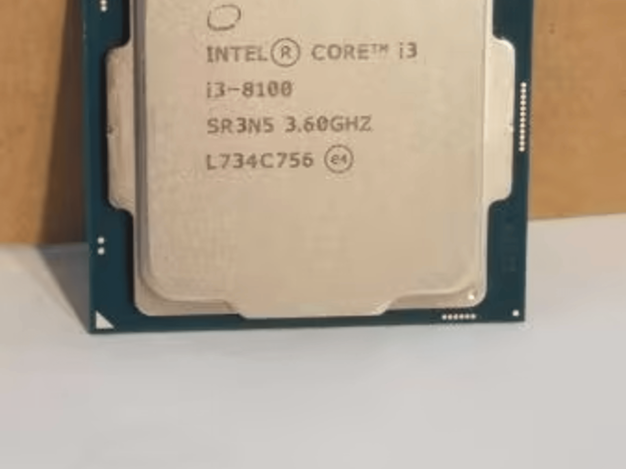 Intel i3-8100