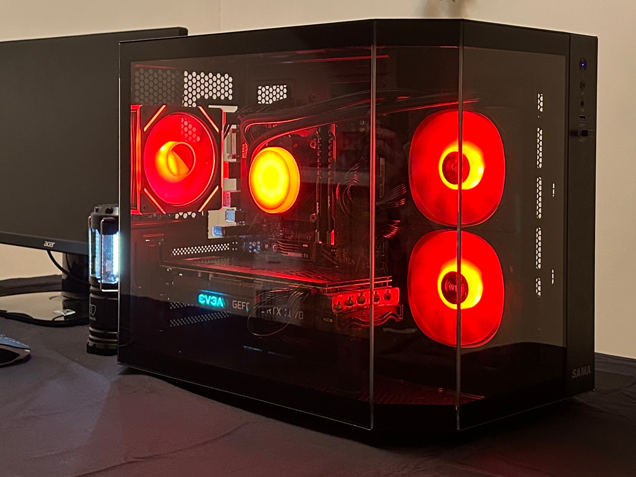Midnight Beast – Ryzen 7 3700X | EVGA RTX 3070 Ultra XC | 32GB RAM