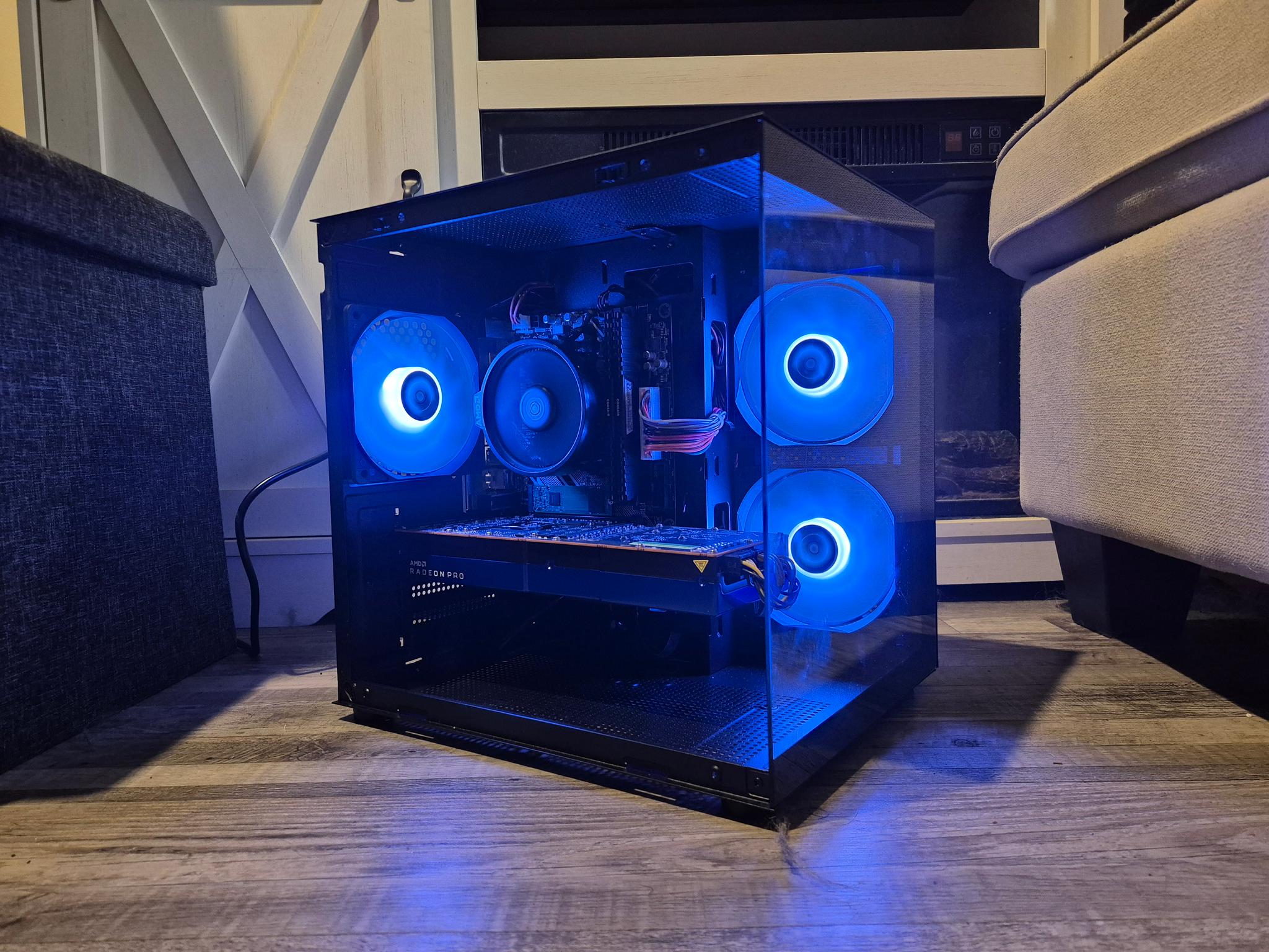 Price to Performance AMD | Ryzen 5 2600, 16GB RAM, Radeon W5700 Pro 8GB, 480GB M.2