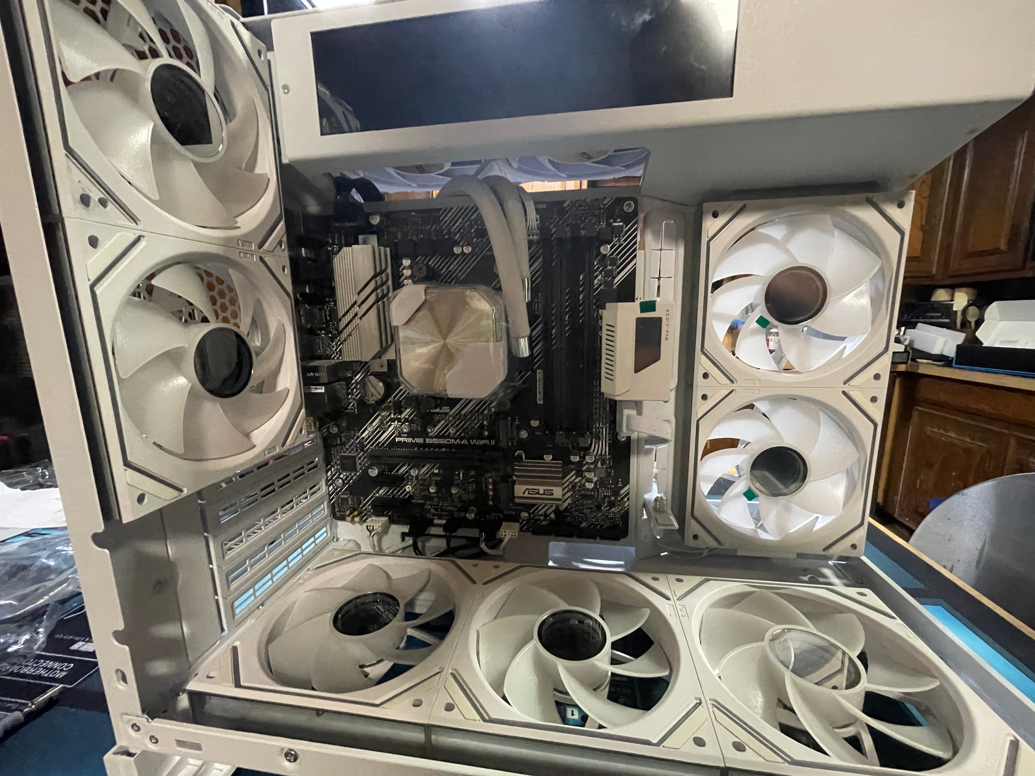 Radeon RX 470 Custom Gaming PC - Ryzen 5 5600X3D