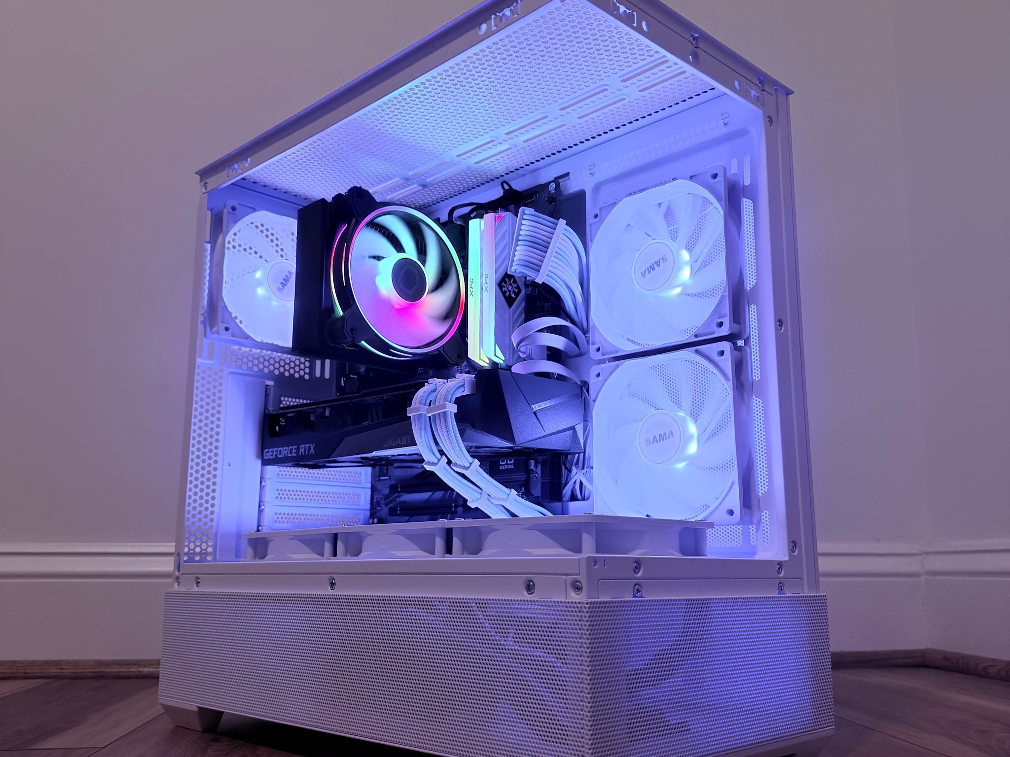 ❄️"Arctic Whisper"❄️| 1080/1440p Gaming | Intel i7 12700K | RTX 3070 | 32GB RAM | 512GB Storage