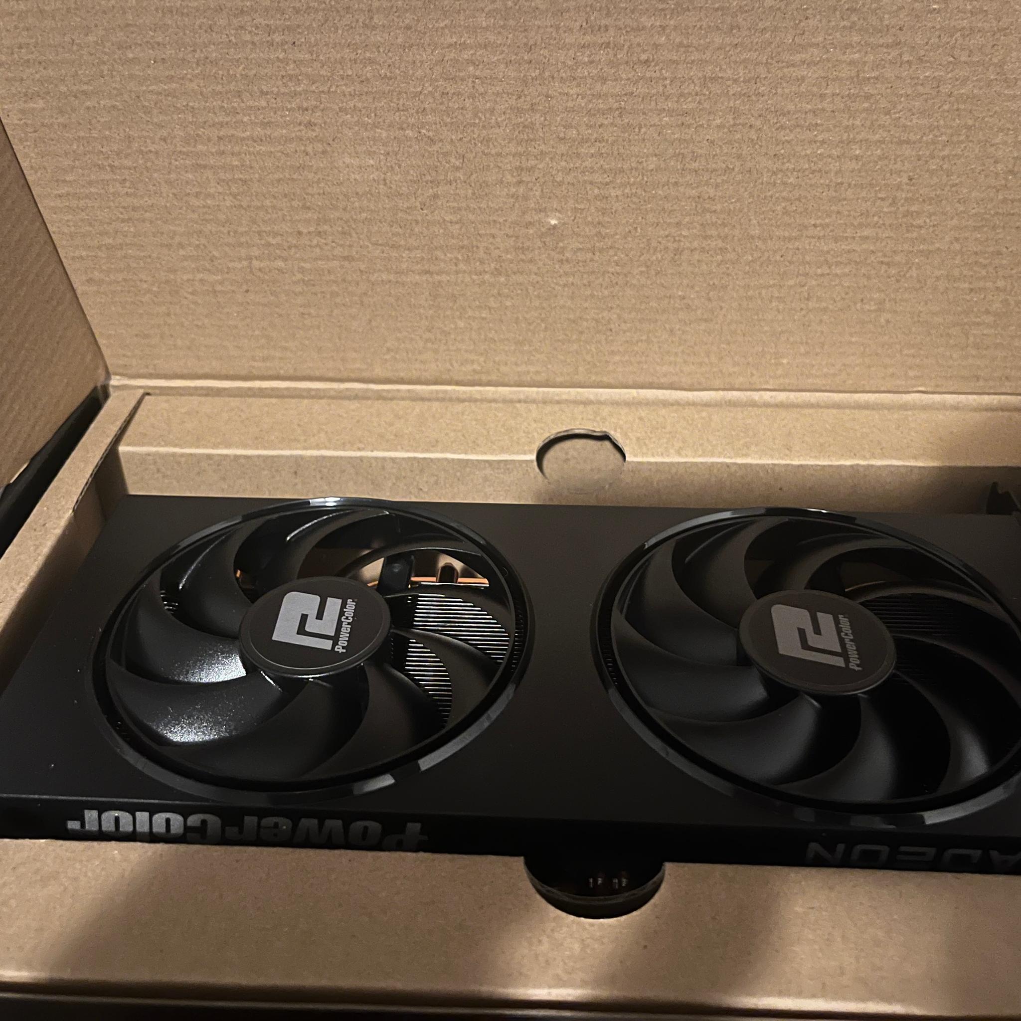 Deal on a Perfect condition 6750XT only used once to ensure it works properly
