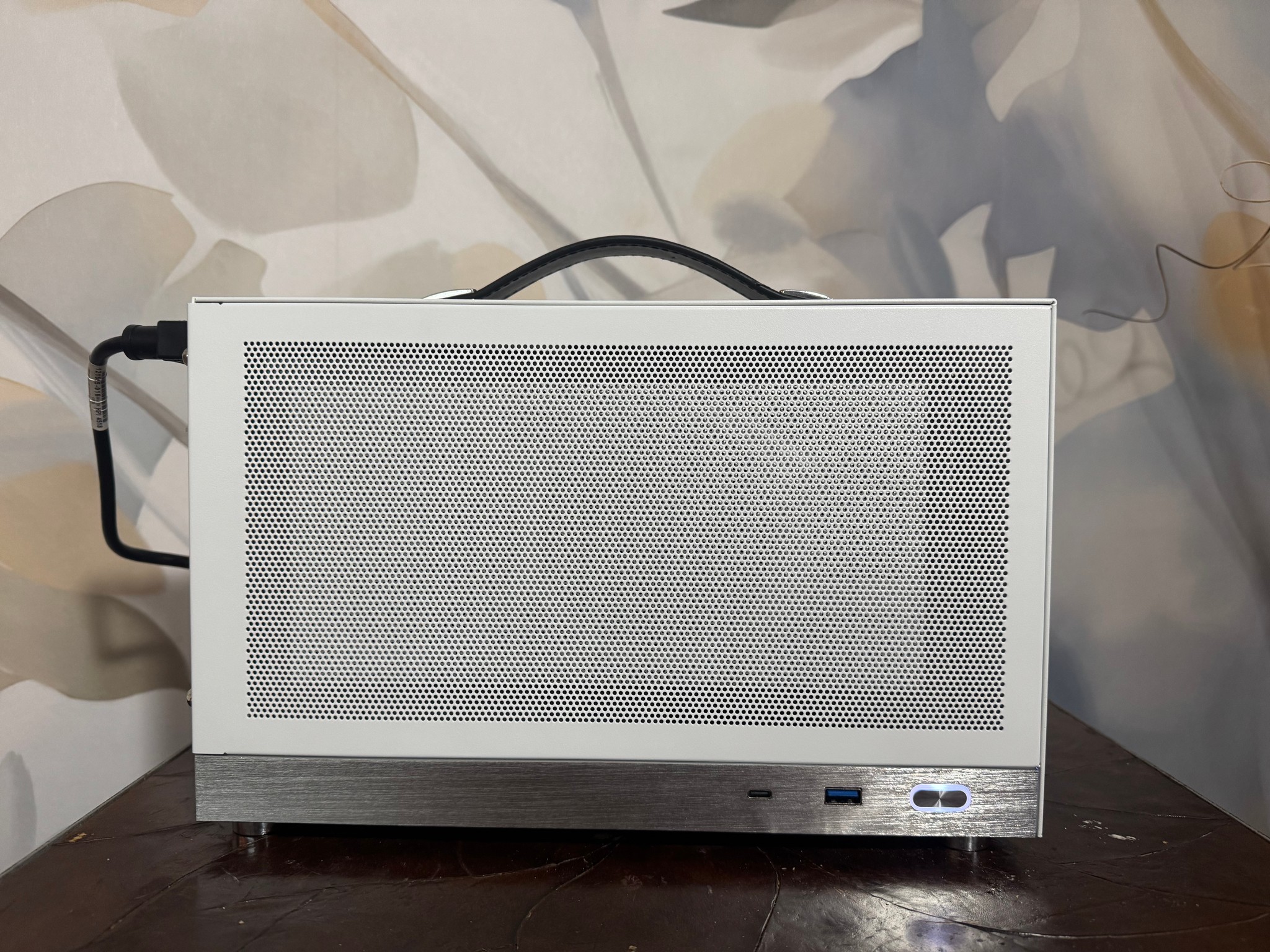 🚀 Console Killer SFF PC! 🕹️ | 2060 Super • Ryzen 7 • 16GB RAM • 1TB SSD