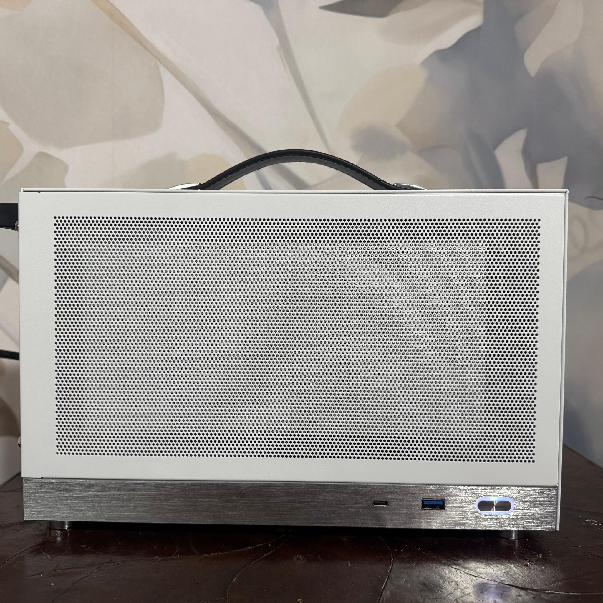 🚀 Console Killer SFF PC! 🕹️ | 2060 Super • Ryzen 7 • 16GB RAM • 1TB SSD
