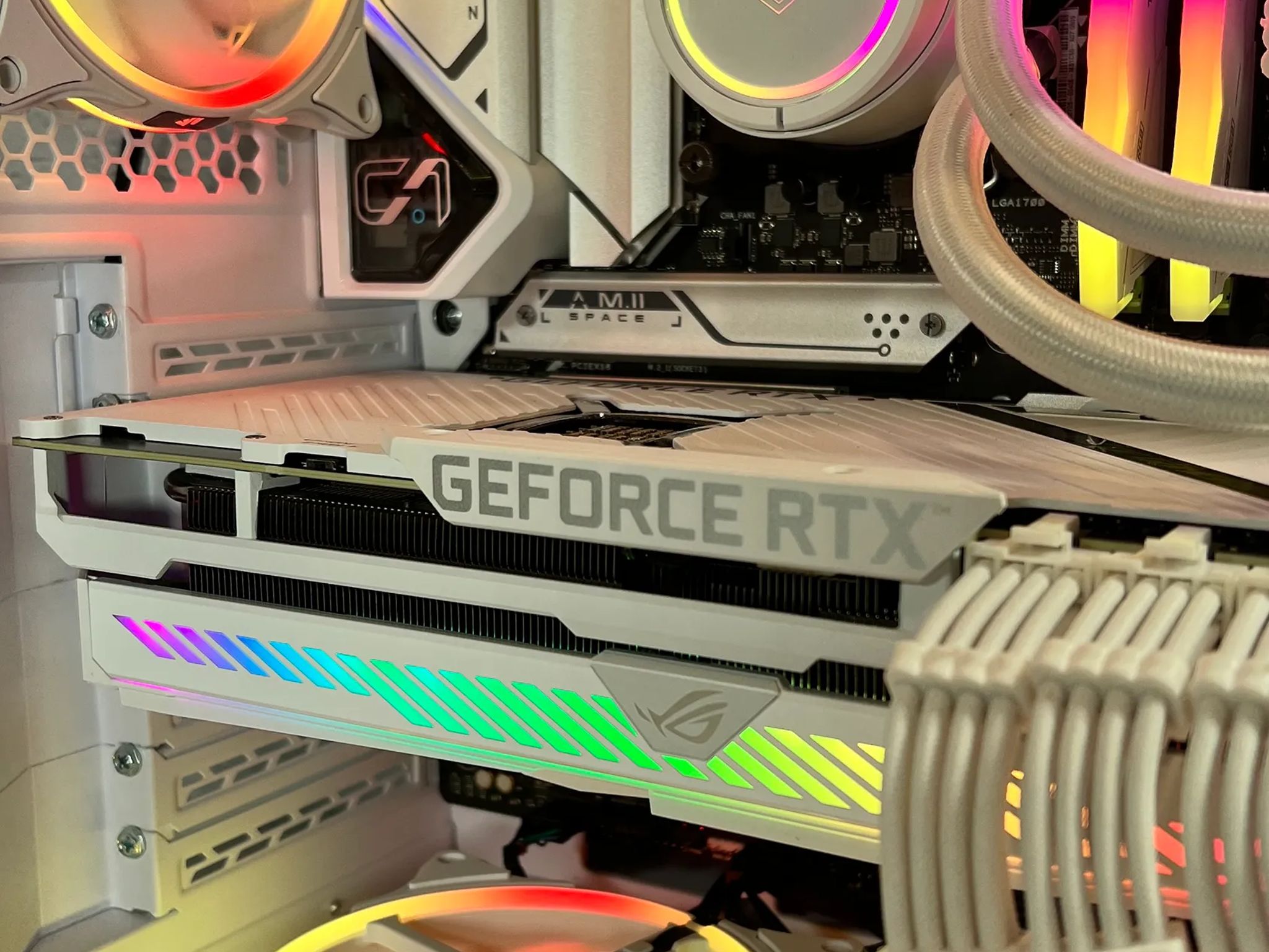 Snow Edition - Intel 13600KF Asus ROG Strix RTX 3080 32GB DDR5 RAM 2TB M.2 Win 11 Pro