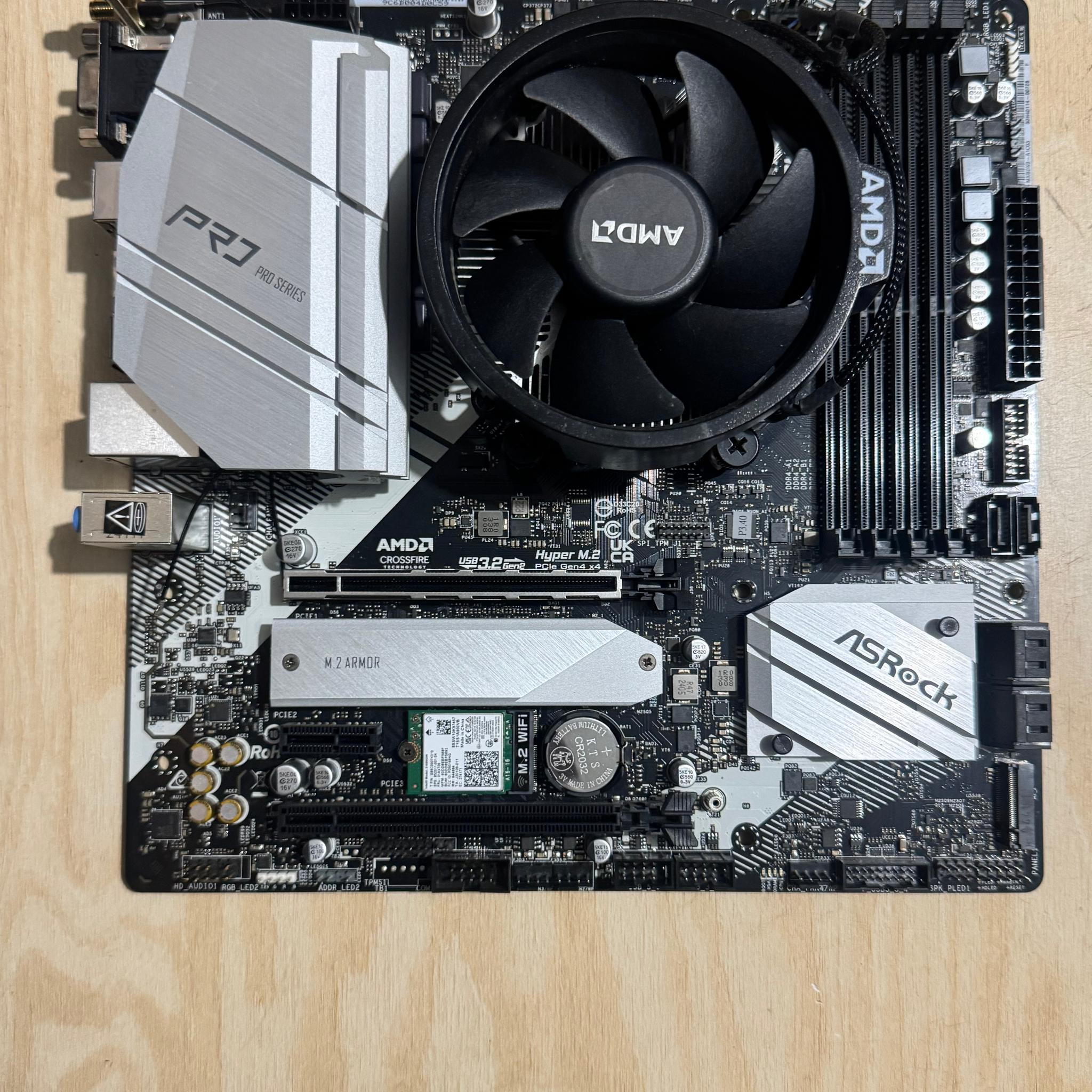 Ryzen 5 5500 + B550 + 16GB ddr4