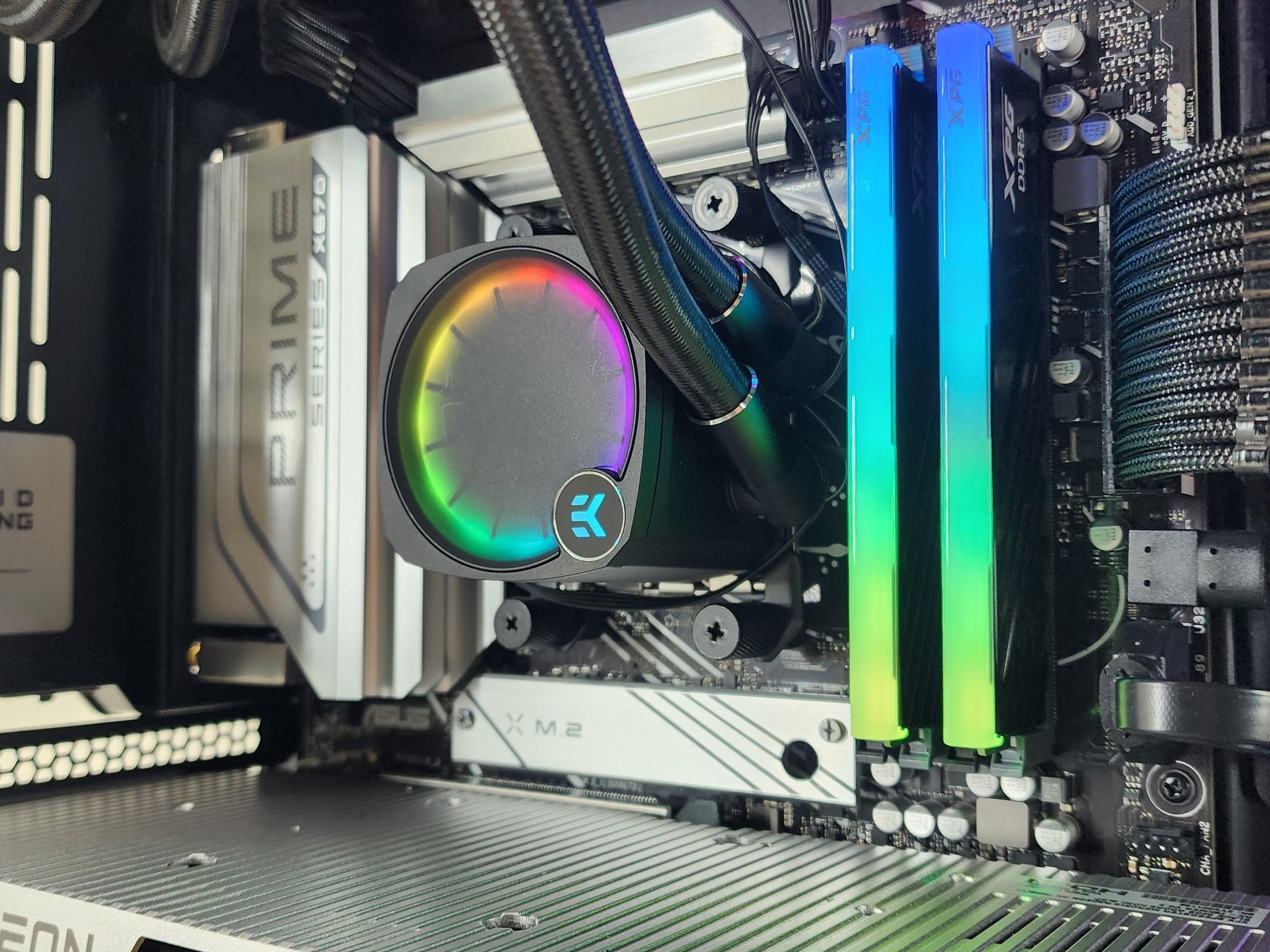Gaming PC Ryzen 7 9800X3D 32GB RAM 2TB SSD RX 7900 XTX 24GB Windows 11 Computer