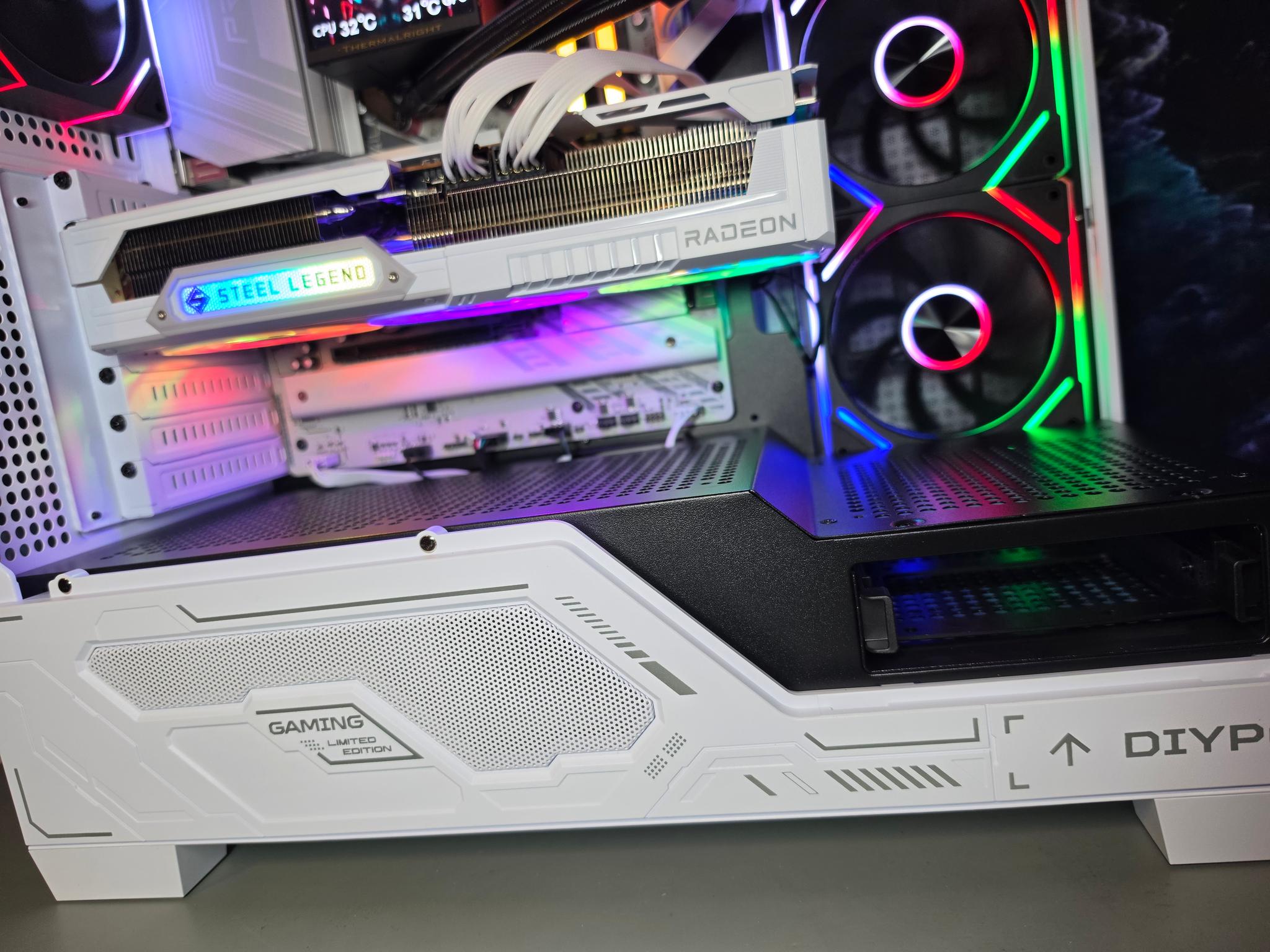 Asrock RX 9070 XT 16gb + Ryzen 9800x3d PC Build #81