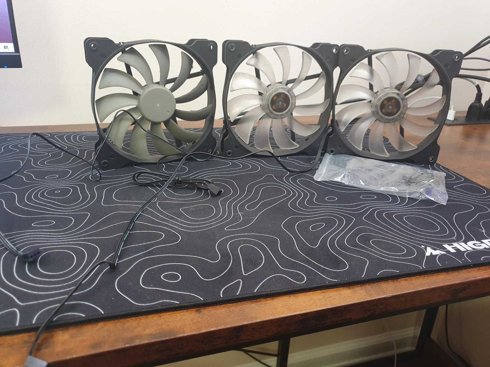 3 Corsair White Led fans (Great Deal) with screws