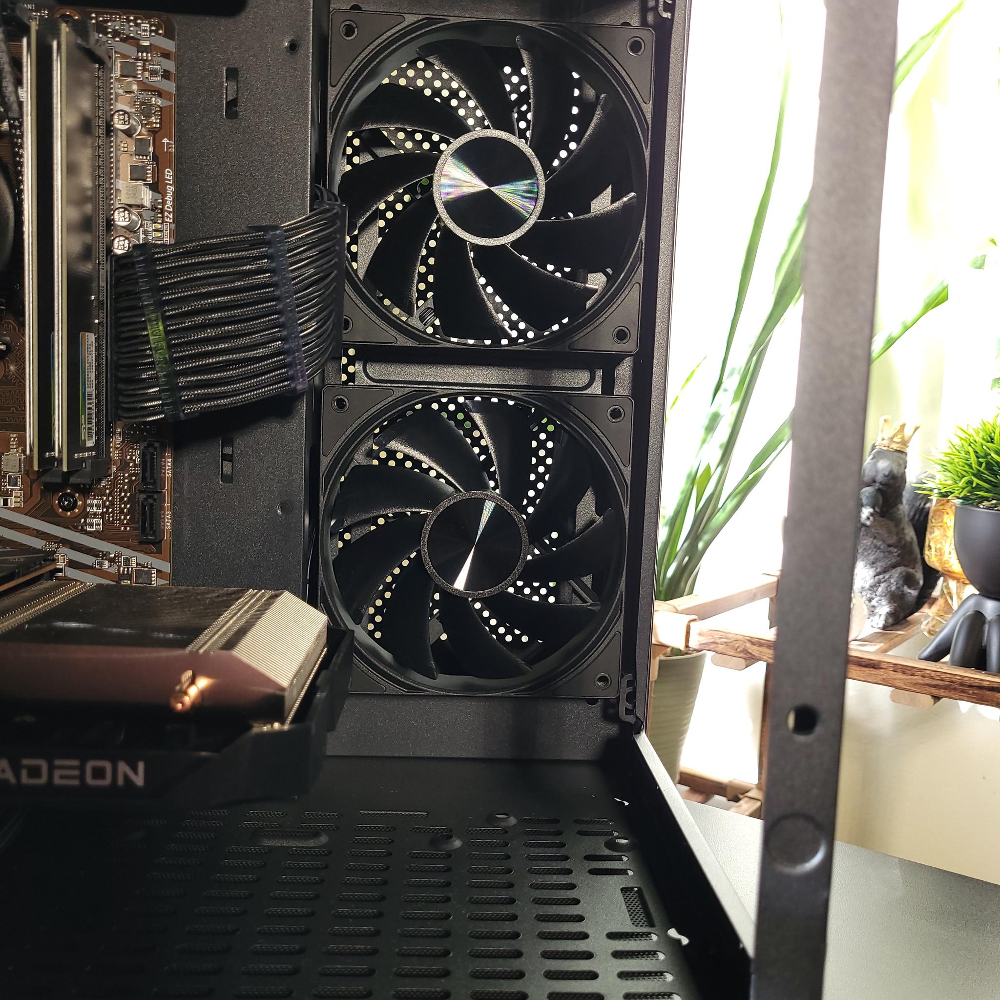 Ryzen 5 5500 | RX 6600 | 32GB RAM | 1TB STORAGE | WINDOWS 11 ACTIVATED