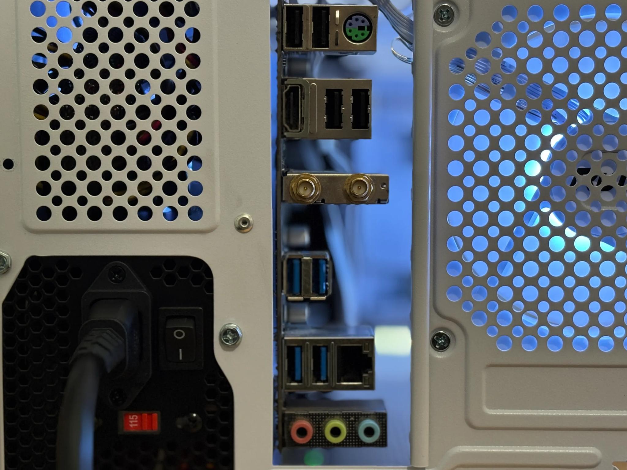 White Founders Edition RTX Gaming PC