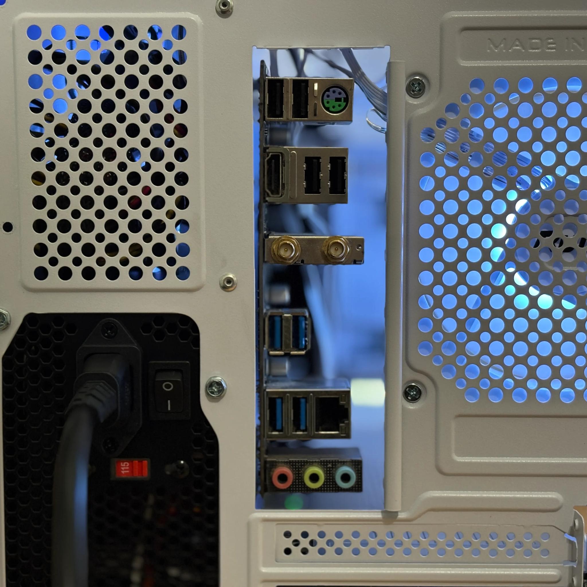 White Founders Edition RTX Gaming PC