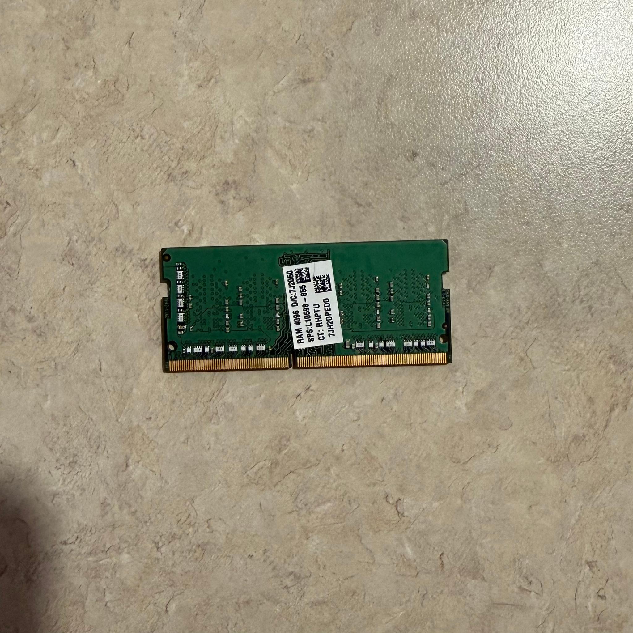 SK Hynix 4gb 2666 DDR4 SODIMM RAM