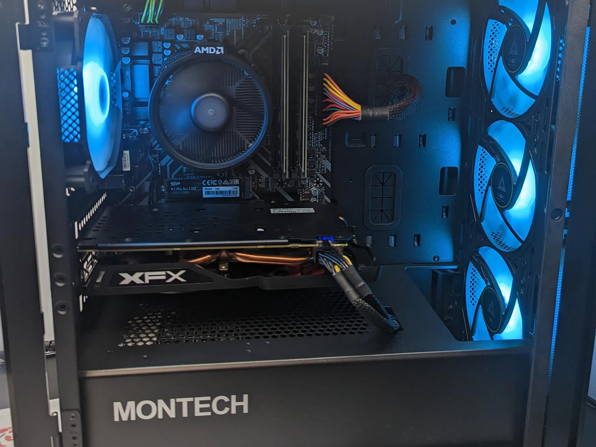Gaming Rig/Streaming Rig Ryzen 5 3600/ 16GB DDR4 / 1TB SSD / RX570 8GB