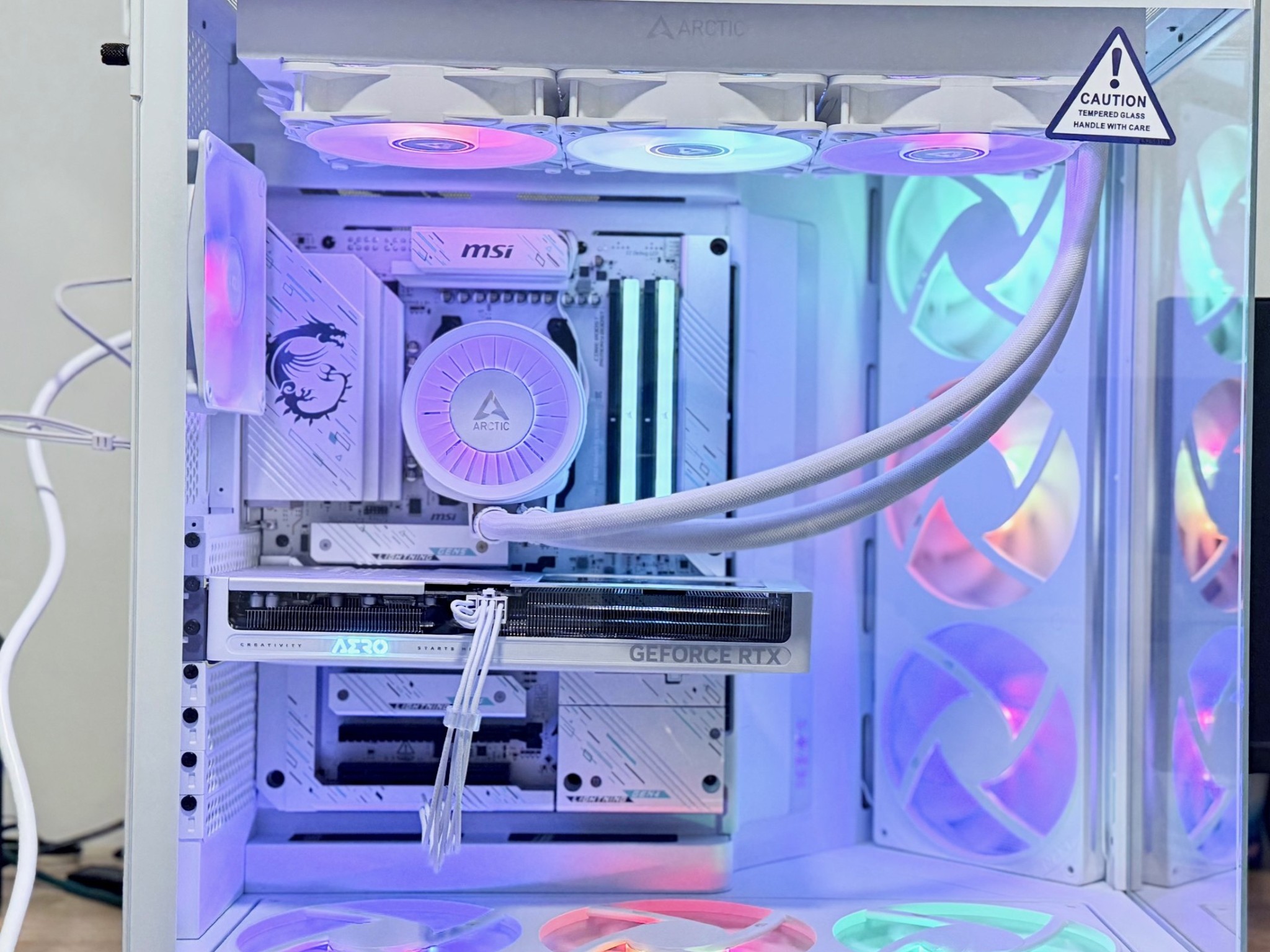 Avalanche RTX 5060 TI  Aero 16GB
