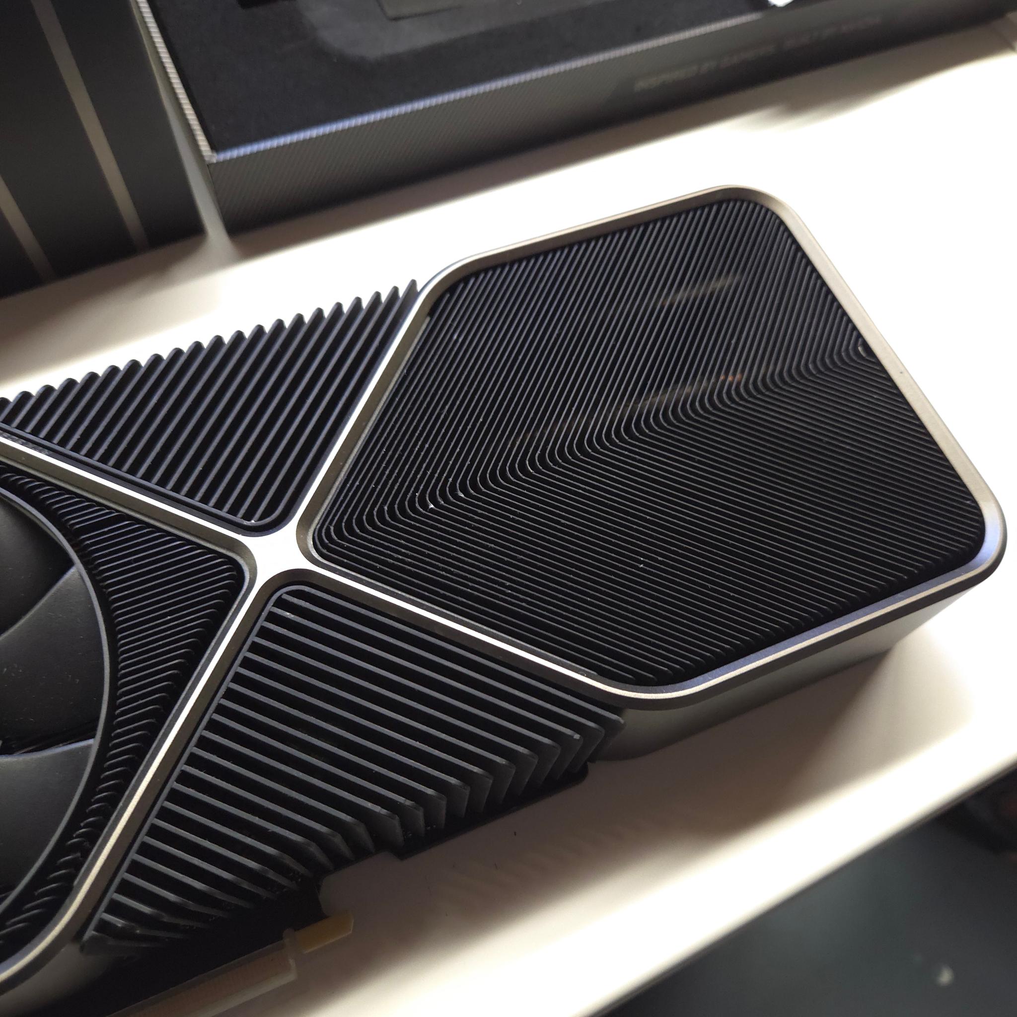 RTX 3090 Founders Edition - 24GB - Pro-Repadded (Gelid) - Enthusiast Owned