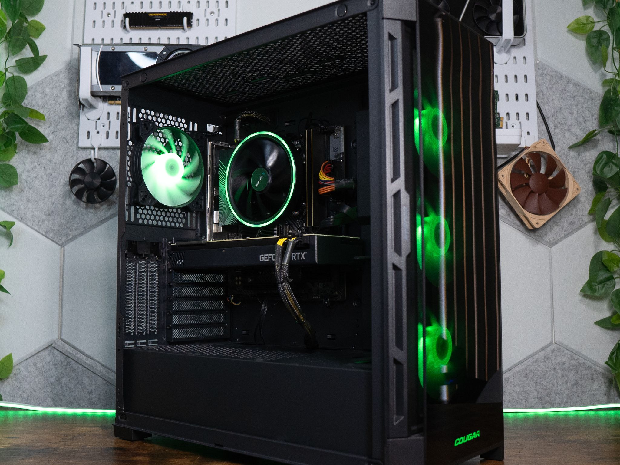 🍬🐾 | PNY RTX 2080 SUPER 8GB | RYZEN 5 7500F | 32GB DDR5 RAM | 1TB NVME SSD + 1TB HDD | Candy Cougar