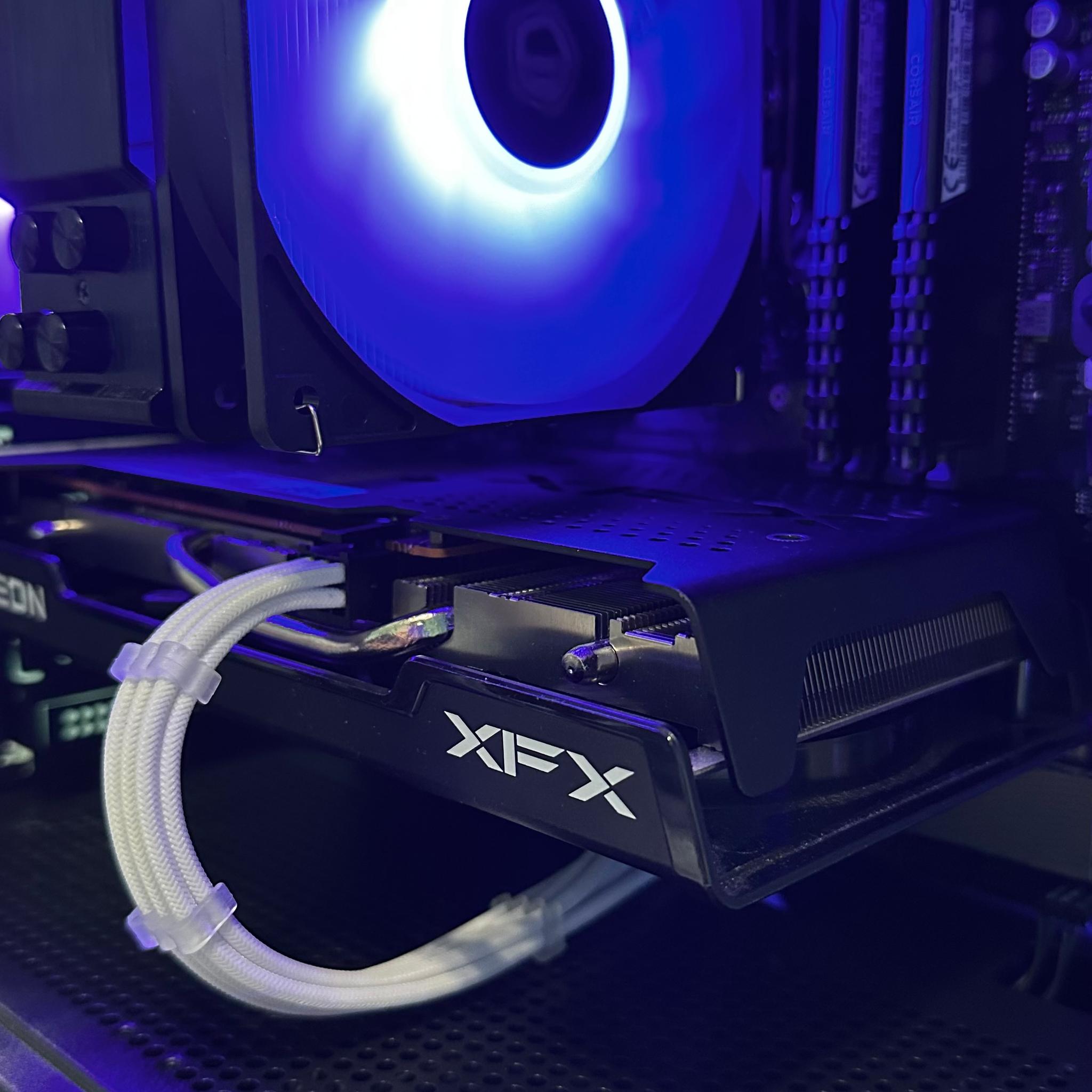 ⏾ TSUKI ⏾ - RX 6500XT | Intel i3 10105f | 500GB NVME | WIFI/BT | W11 - GAMING PC