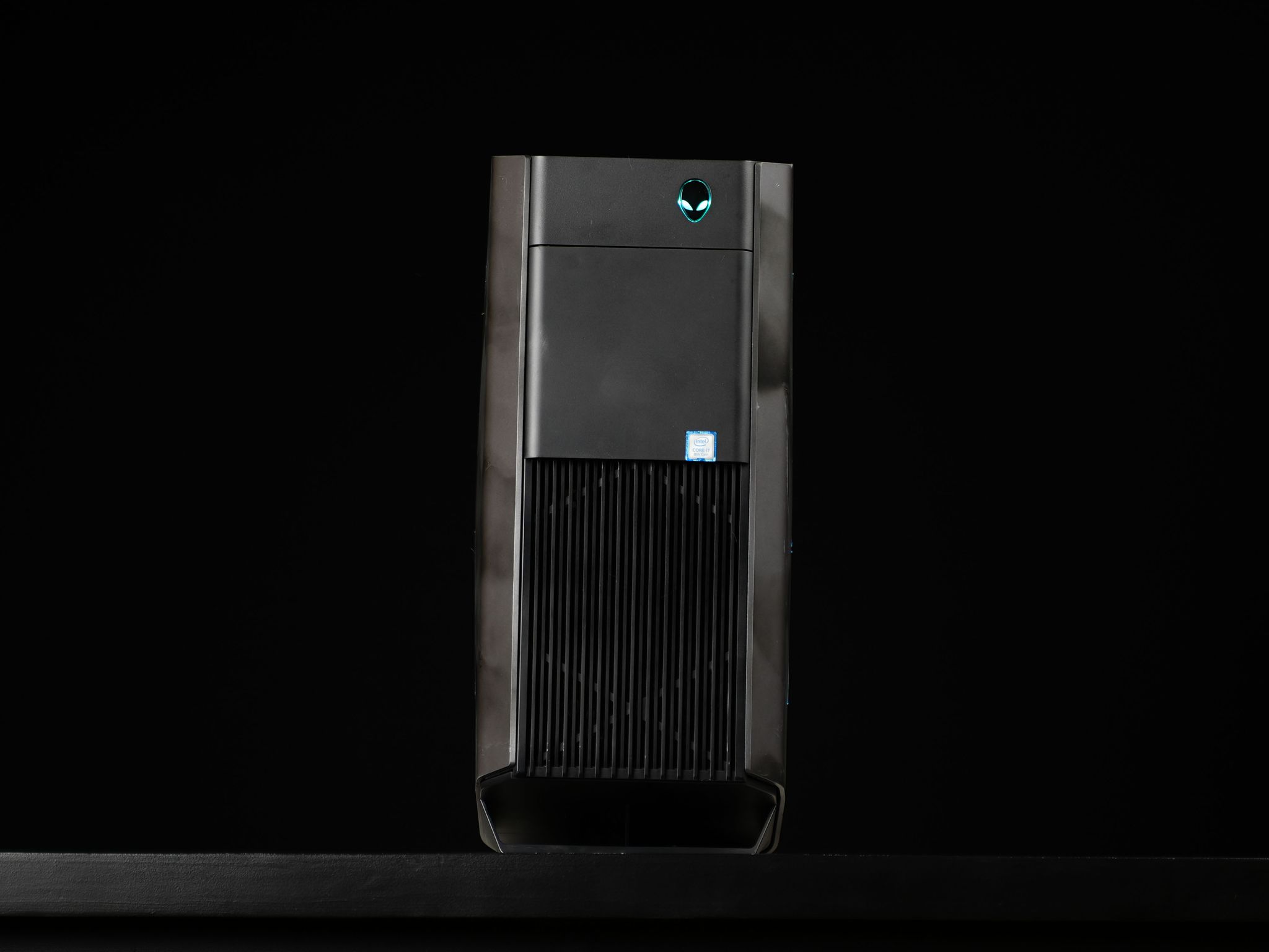 \ NA-03 / GTX 1080 Intel Core i5 8700K .7TB Windows 11 16GB Gaming PC