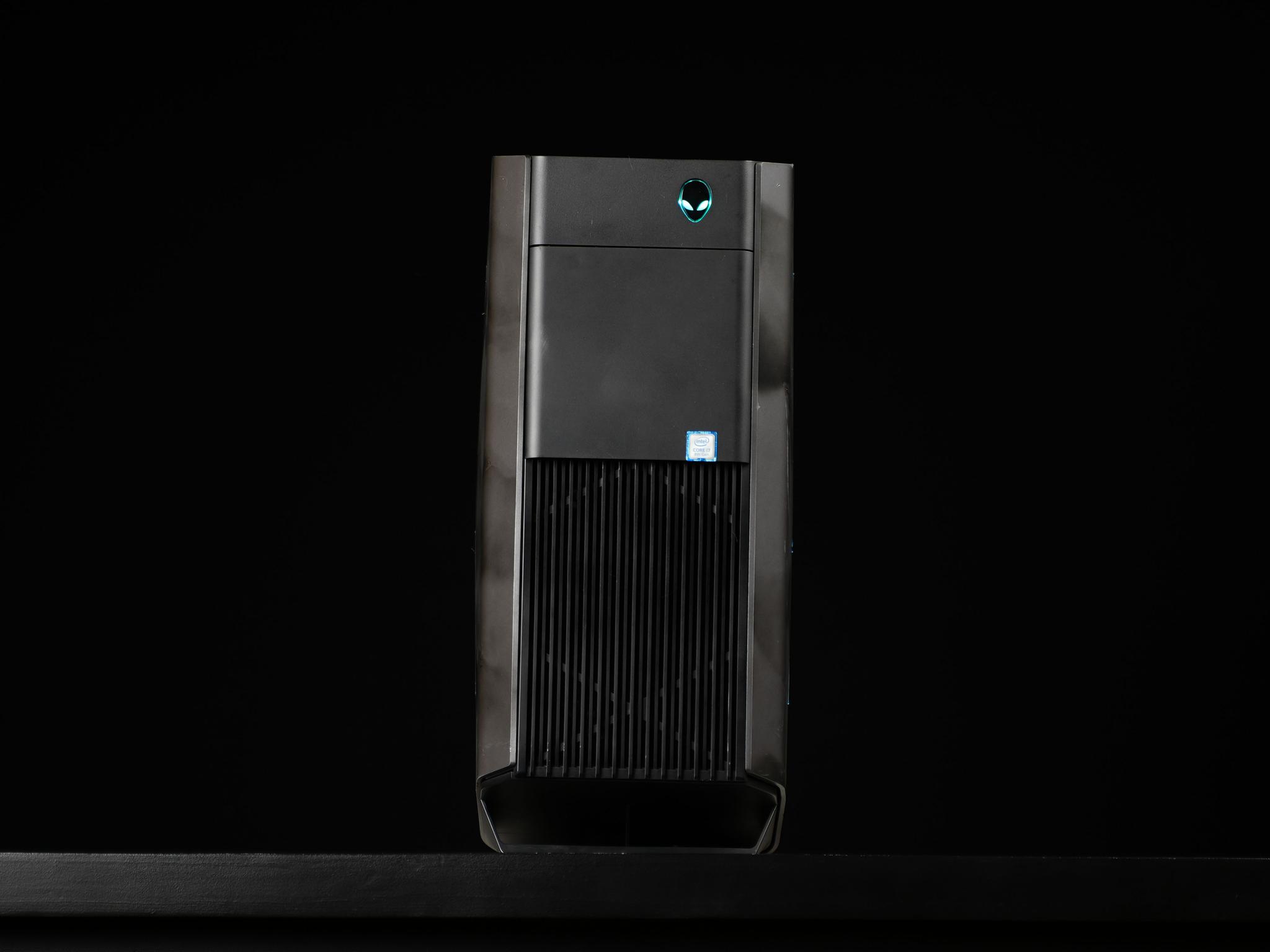 \ NA-03 / GTX 1080 Intel Core i5 8700K .7TB Windows 11 16GB Gaming PC