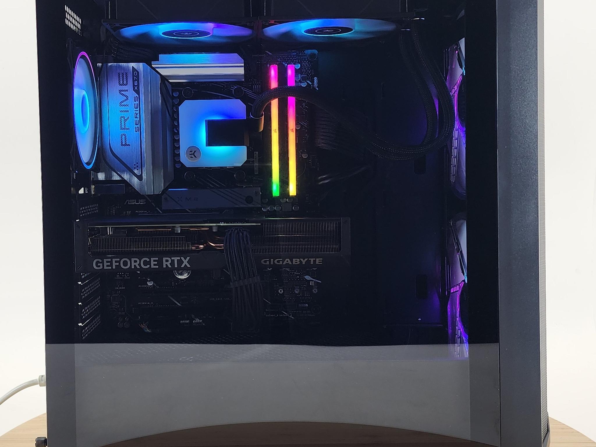 Gaming PC Ryzen 9 7950X3D 32GB RAM 1TB SSD RTX 4070 Ti 12GB Windows 11 Computer