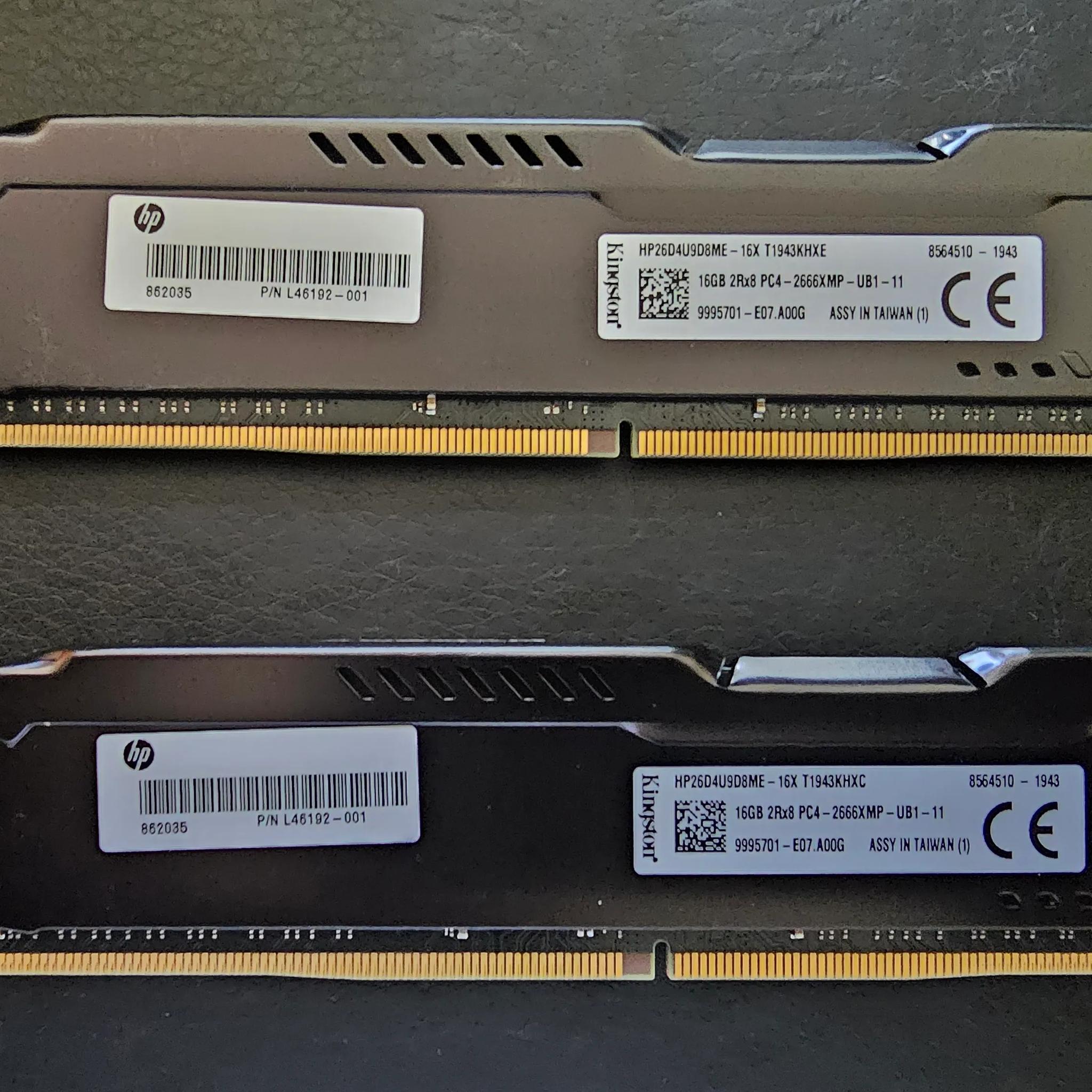 Kingston Fury HyperX 16GB PC4-2666XMP DDR4