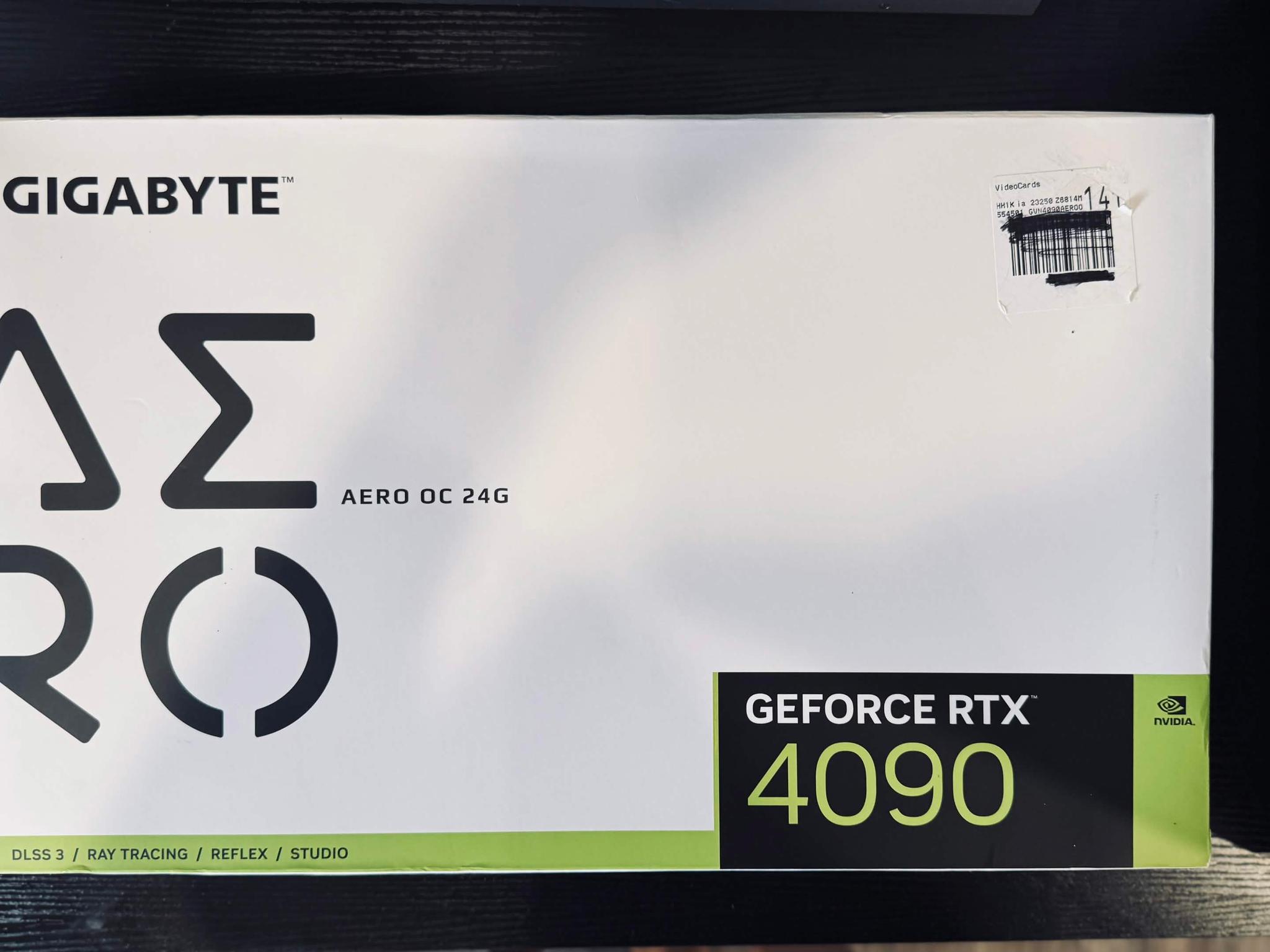 GIGABYTE AERO OC GeForce RTX 4090 24GB GDDR6X Graphics card