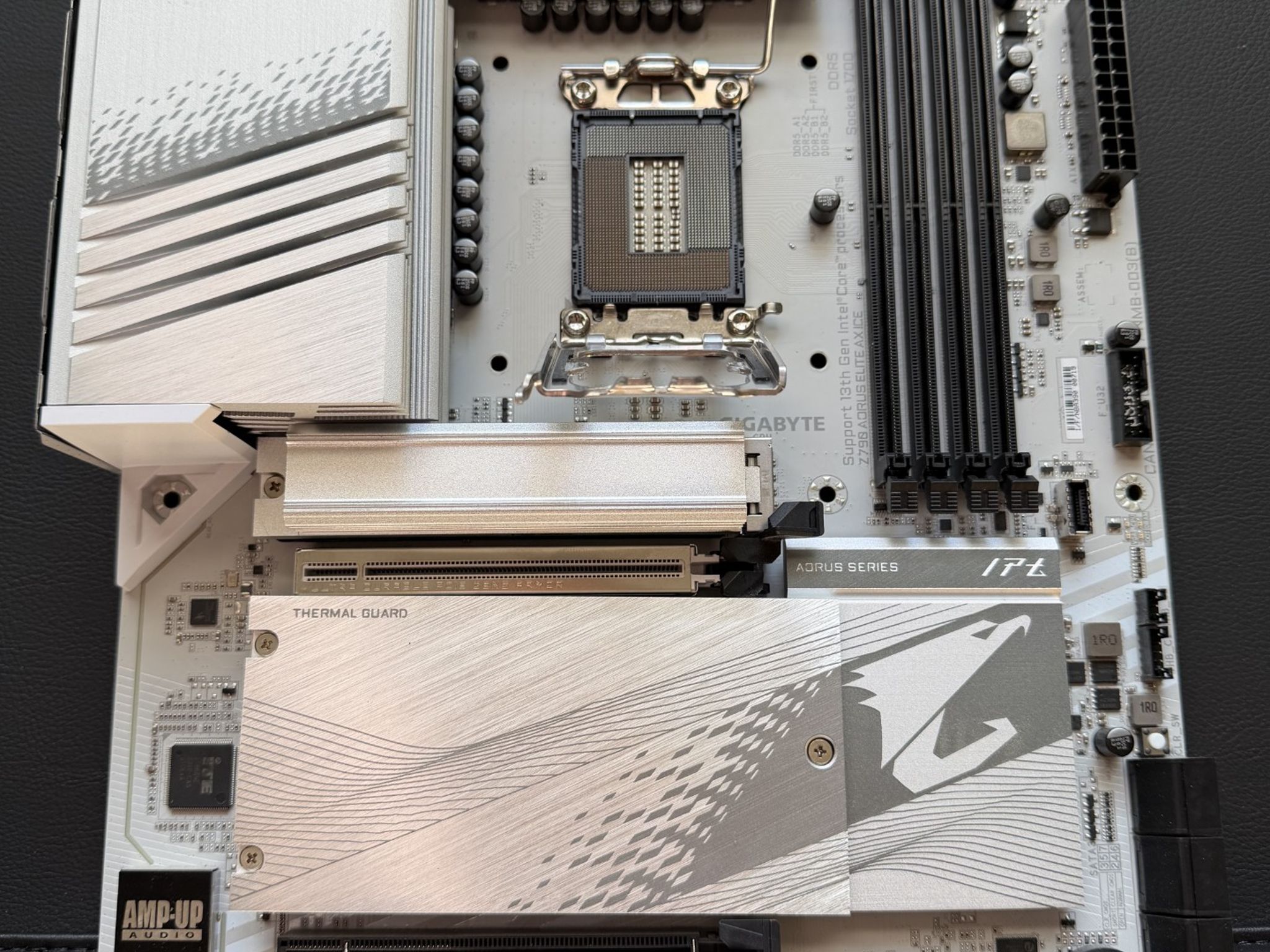 GIGABYTE Z790 AORUS ELITE AX ICE — Premium White Gaming Motherboard