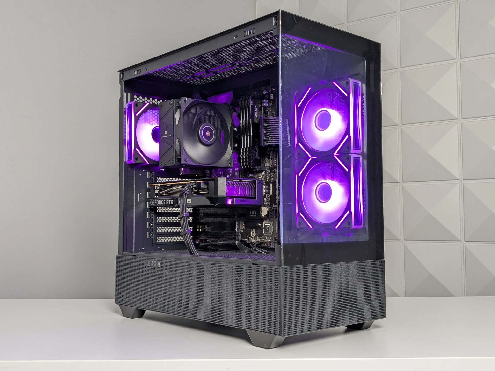 Black RGB Gaming PC - Ryzen 5 5500 - RTX 5060