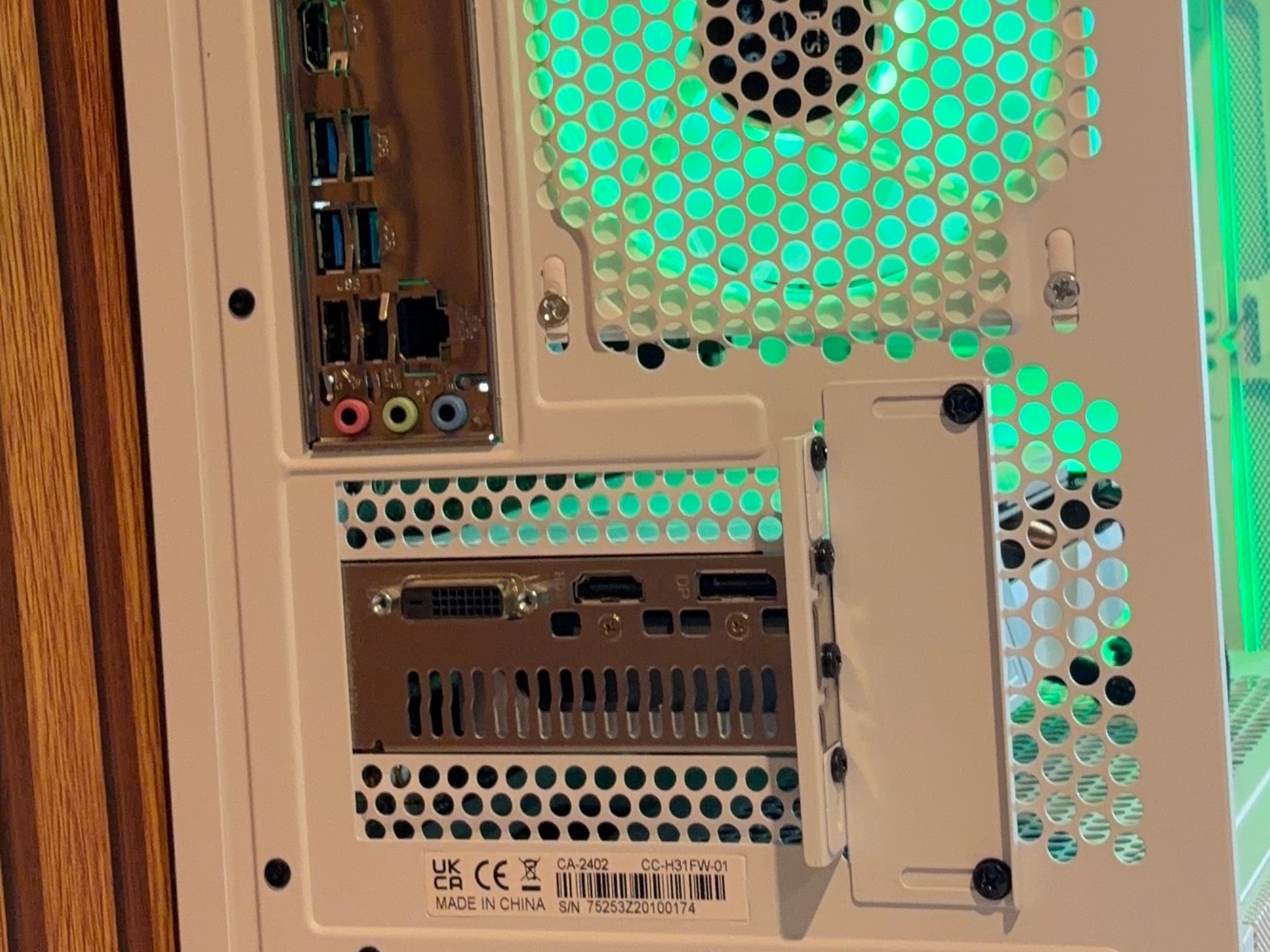 GTX 1660 SUPER | Ryzen 5 2600X | 16GB DDR4 | 500GB SSD | WINDOWS 11 PRO
