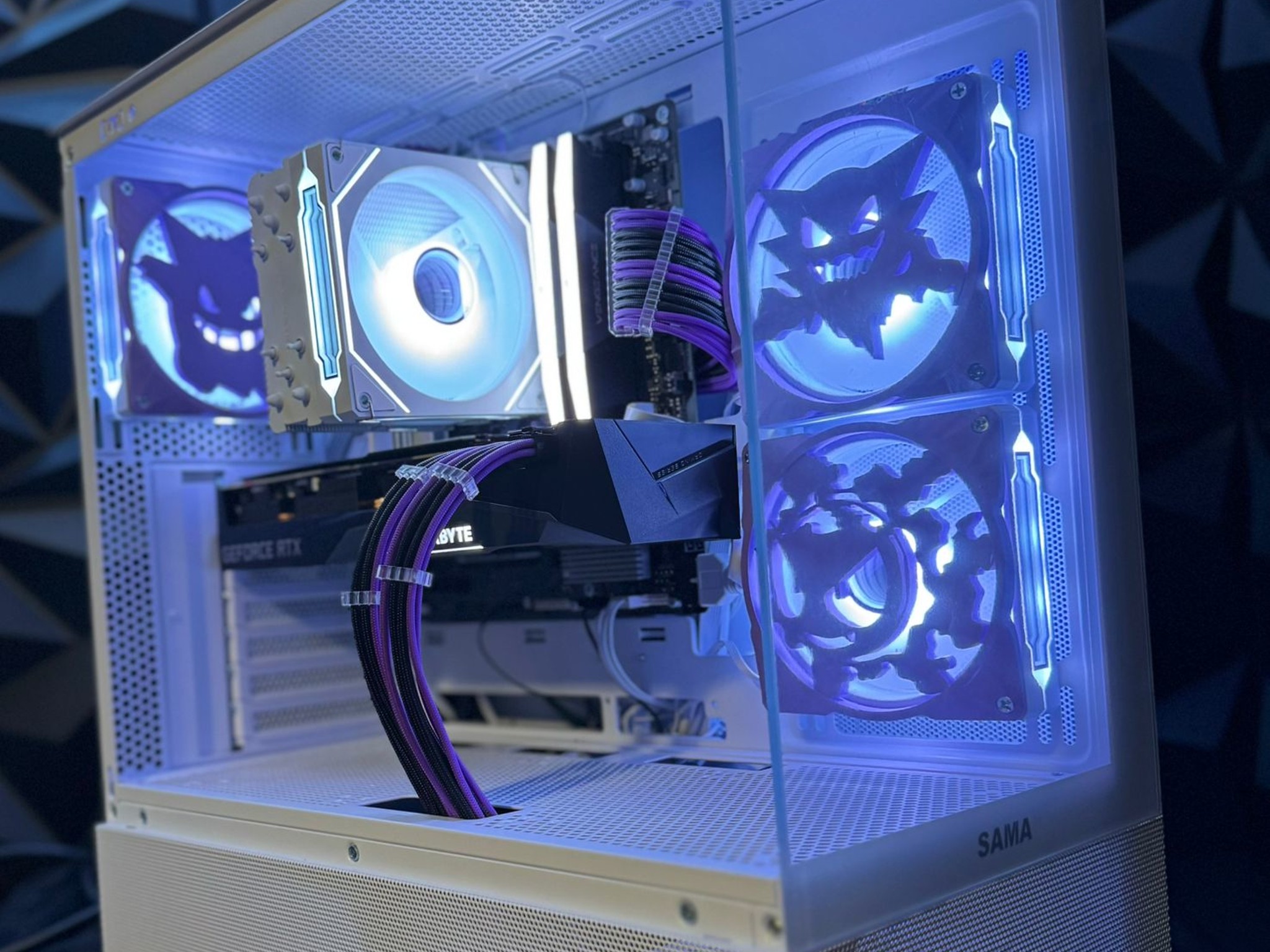 💀 Gakaiko Gengar 🟣 Ryzen 5 9600X| RTX 3070| 32 GB DDR5 6000MHZ| 2.5 TB NVMe