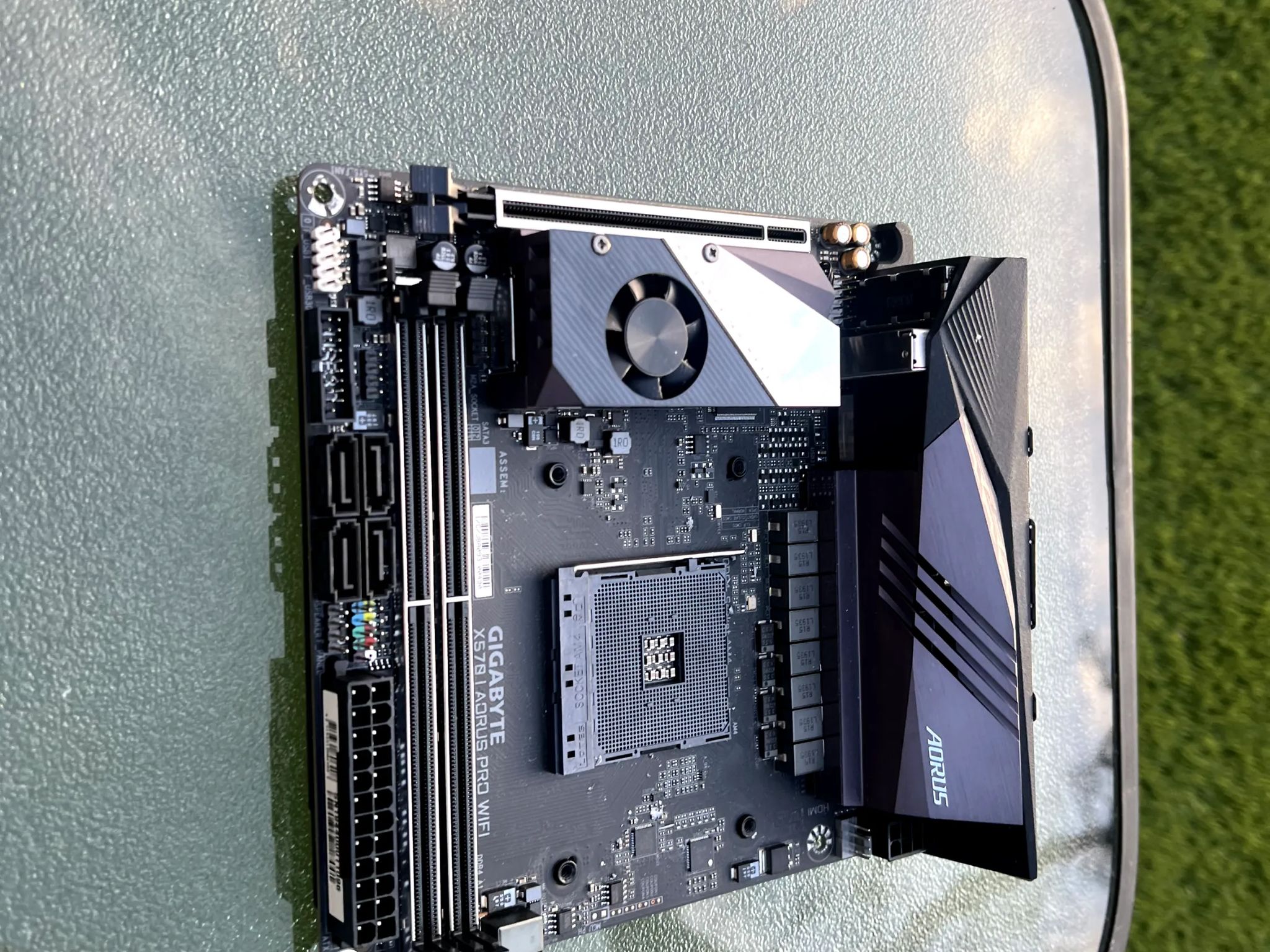 USED GIGABYTE X570I AORUS PRO WIFI - READ
