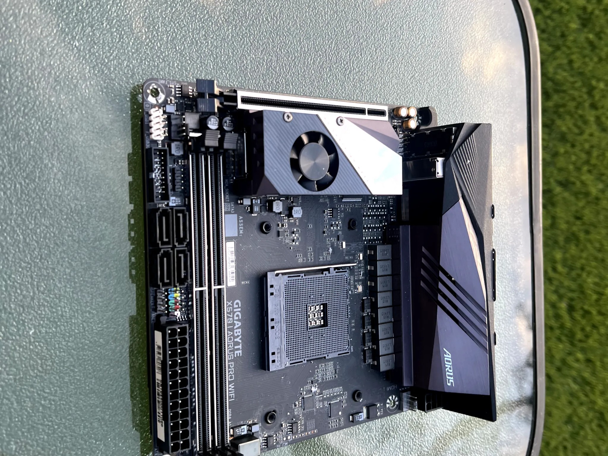 USED GIGABYTE X570I AORUS PRO WIFI - READ