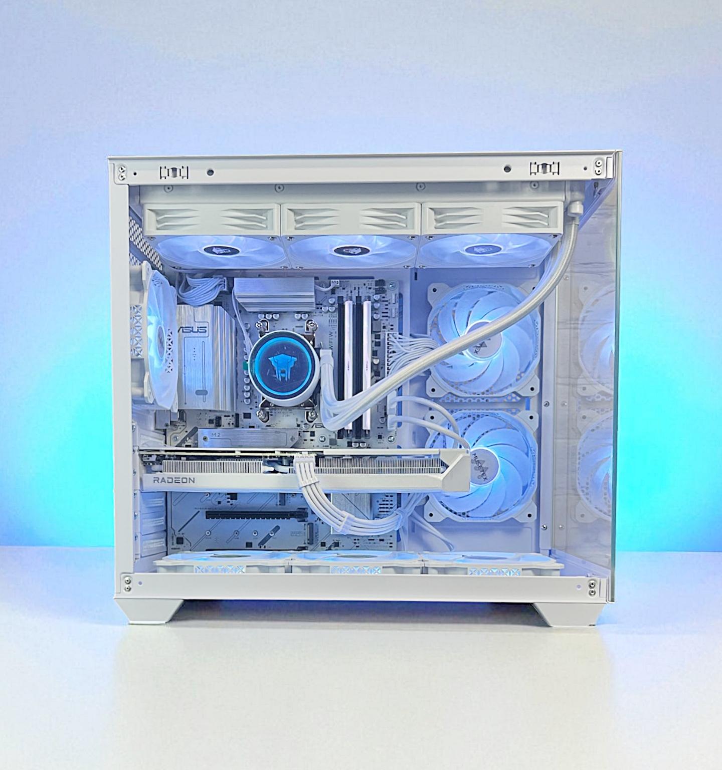 Liquid Cooled AMD RX 9060 XT 16GB Ryzen 8400F 16GB DDR5 1 TB M.2 Gaming PC