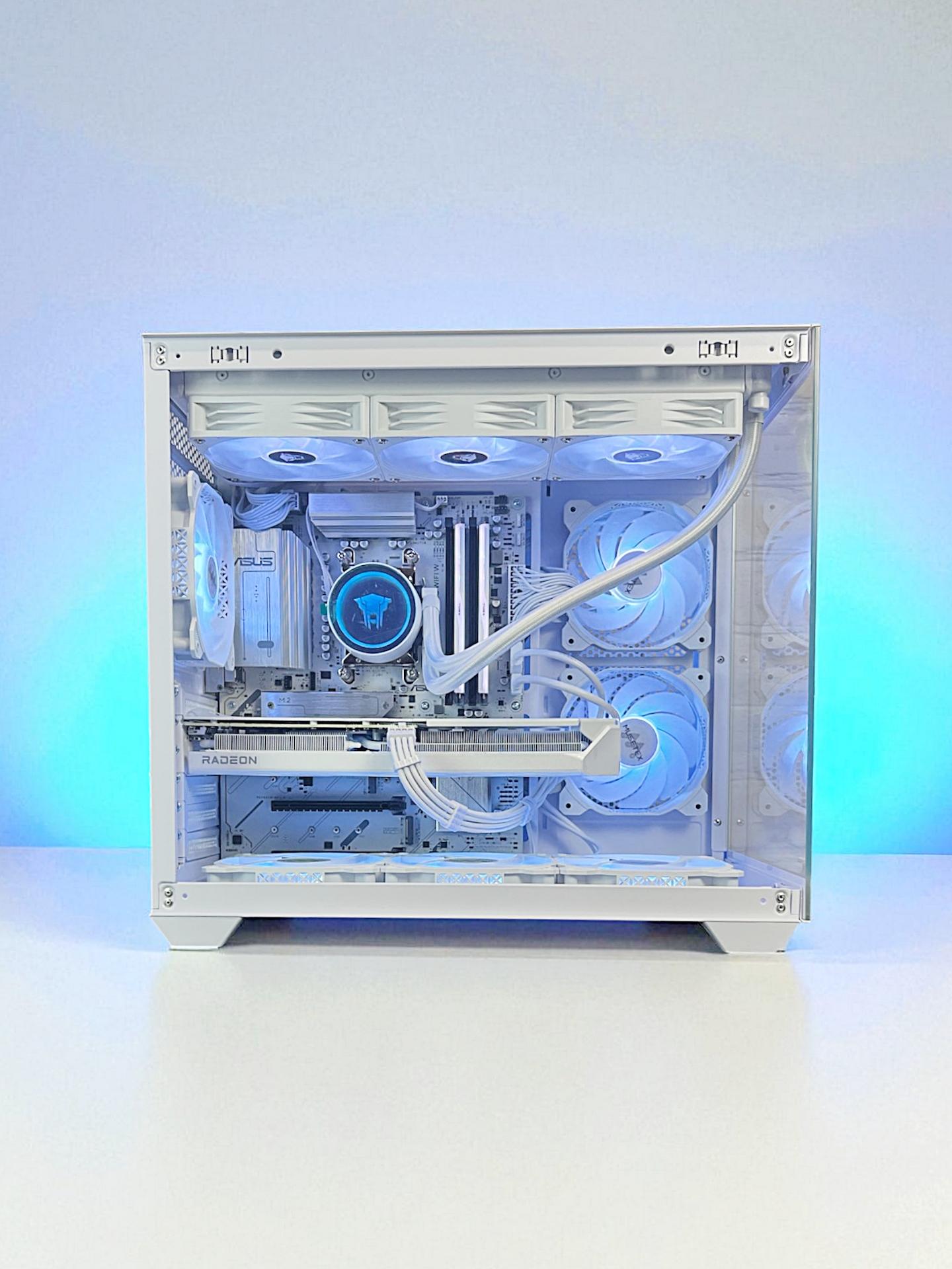 Liquid Cooled AMD RX 9060 XT 16GB Ryzen 8400F 16GB DDR5 1 TB M.2 Gaming PC