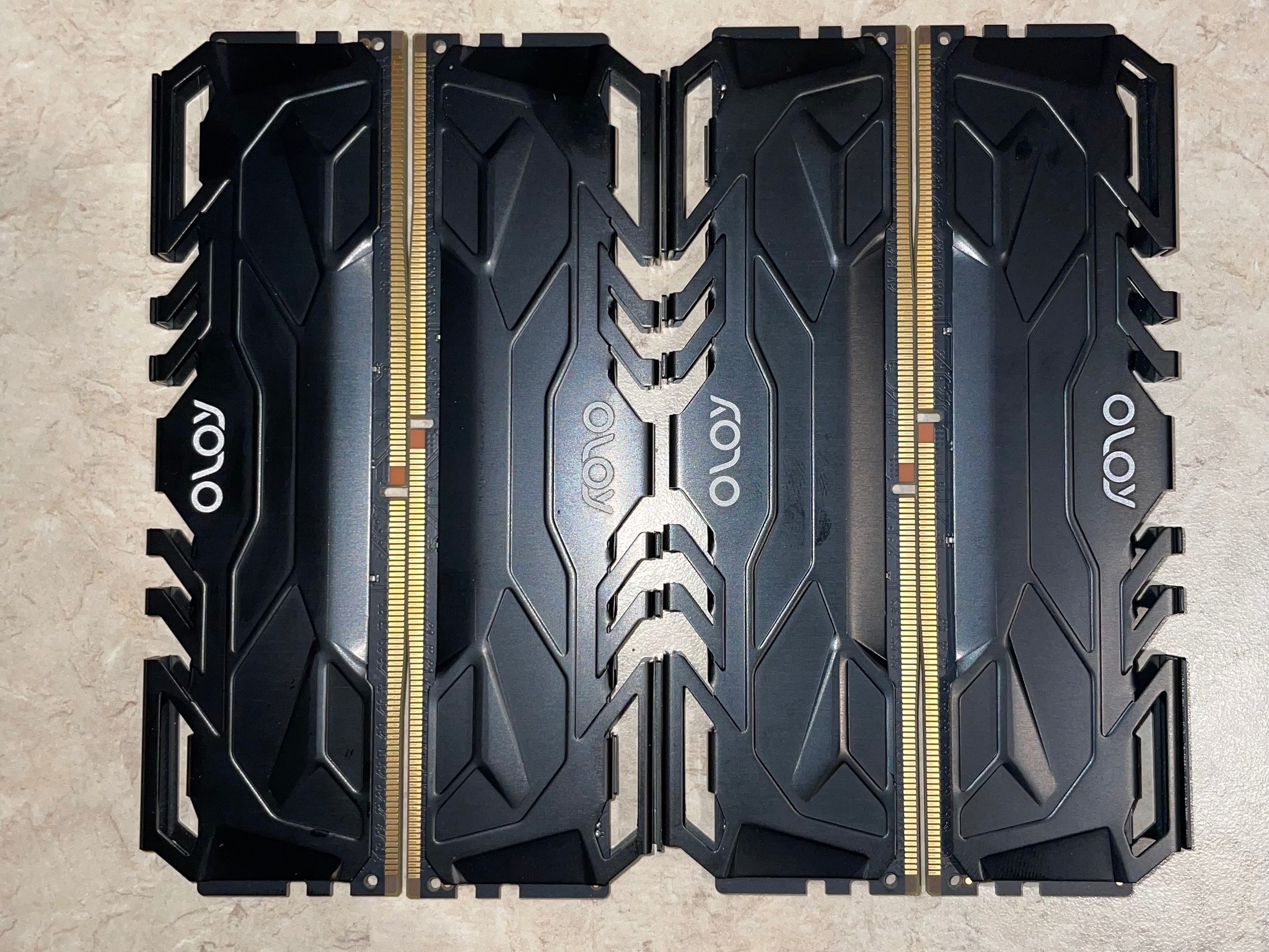 Black OLOY DDR4 RAM Sticks 32gb (4x8gb) 3000 mt/s CL16
