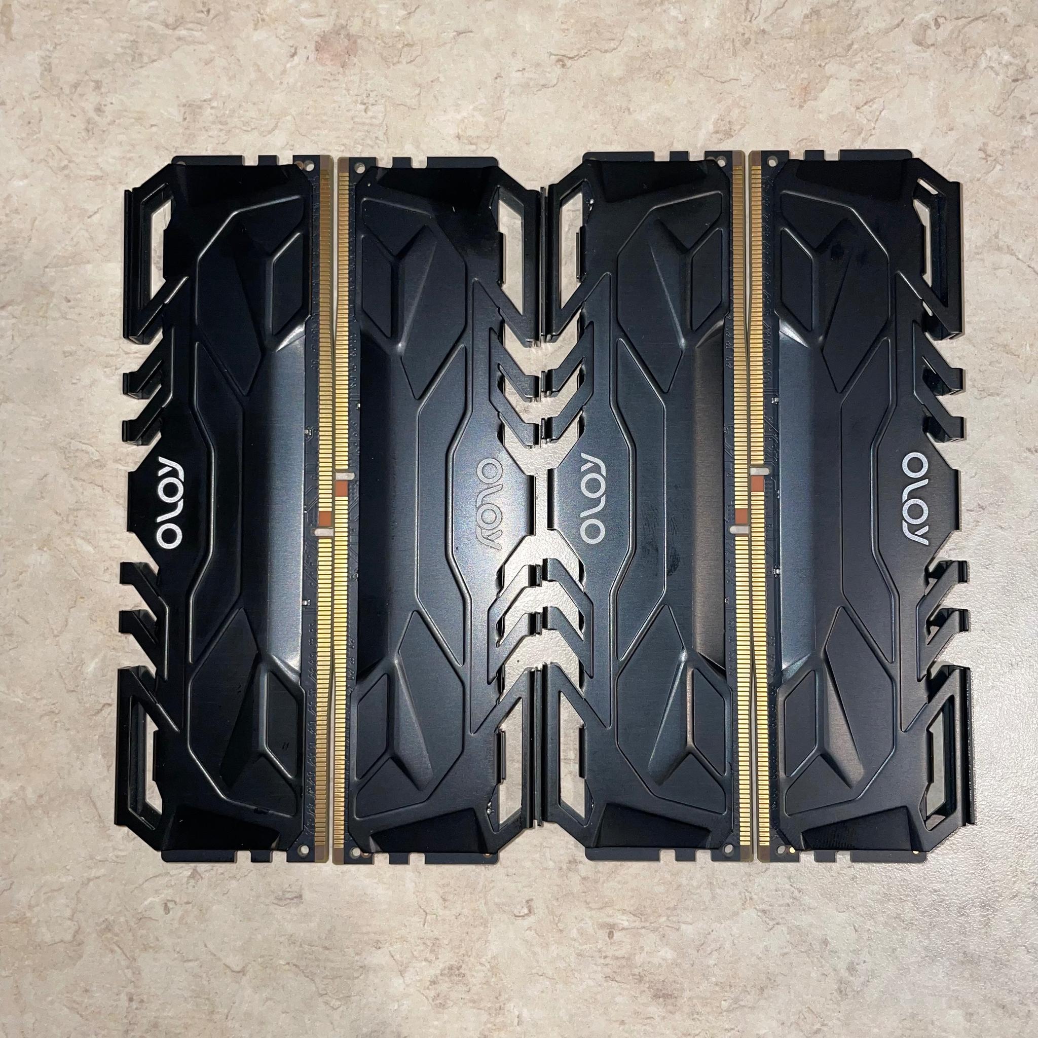 Black OLOY DDR4 RAM Sticks 32gb (4x8gb) 3000 mt/s CL16