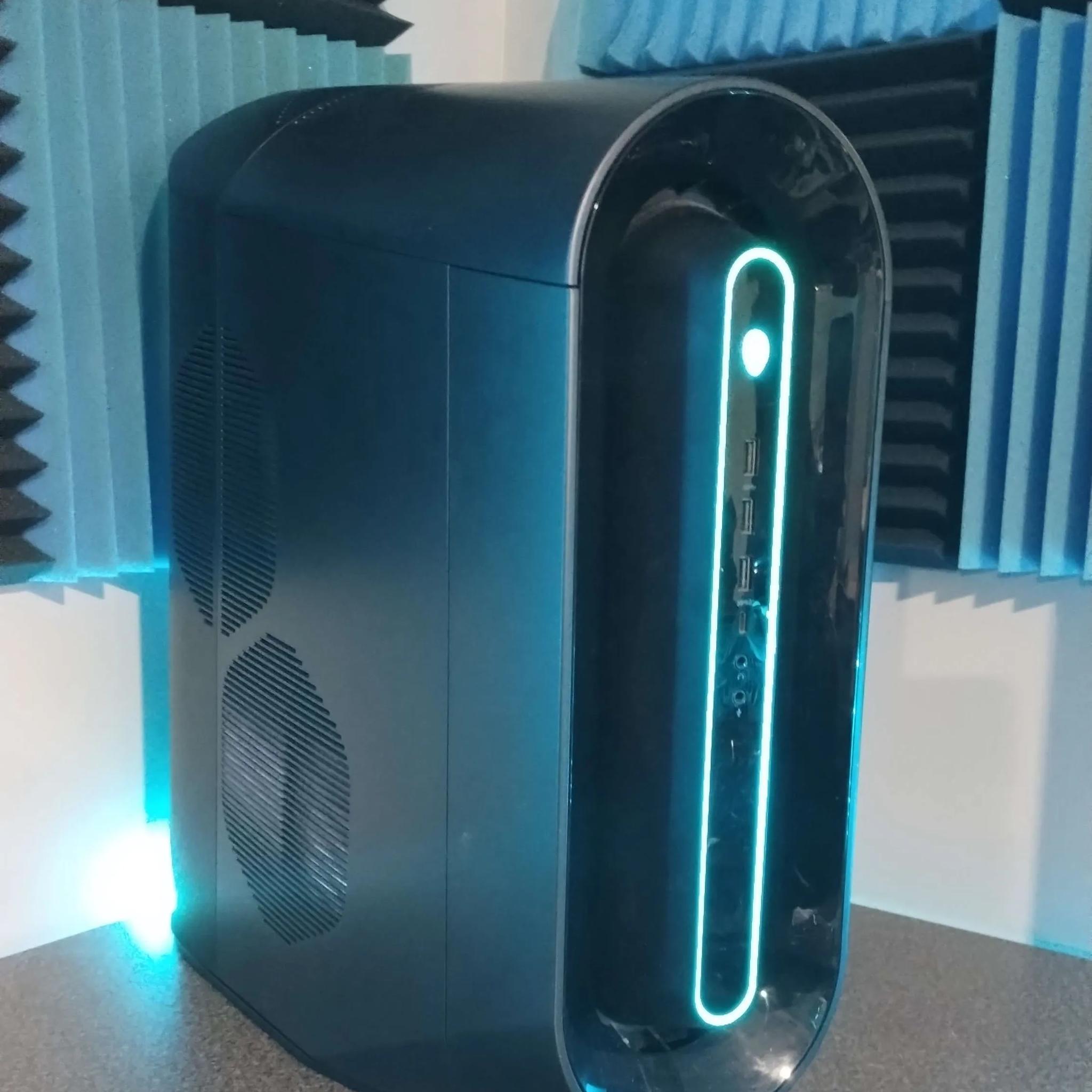 Alienware: i5 32GB RAM RTX2060, deep-cleaned and upgraded