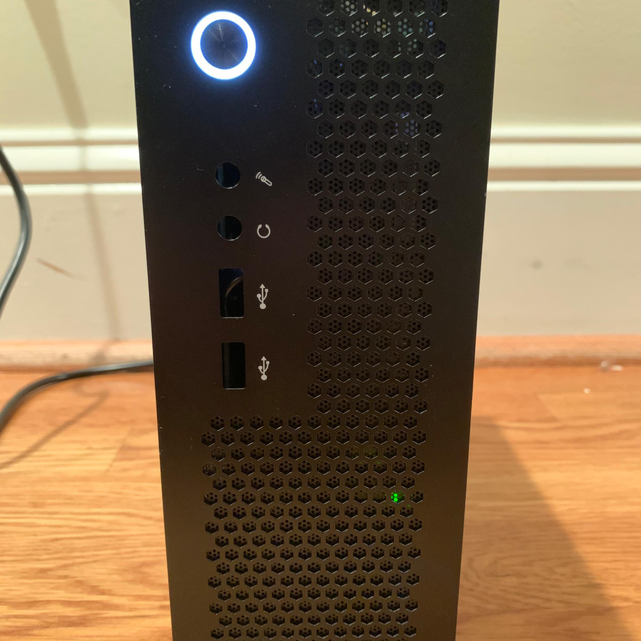 i5 7600T M2000 QUADRO 4GB MINI GAMING PC 16GB DDR4 RAM 500GB SSD WINDOWS 10 INSTALLED AND ACTIVATED
