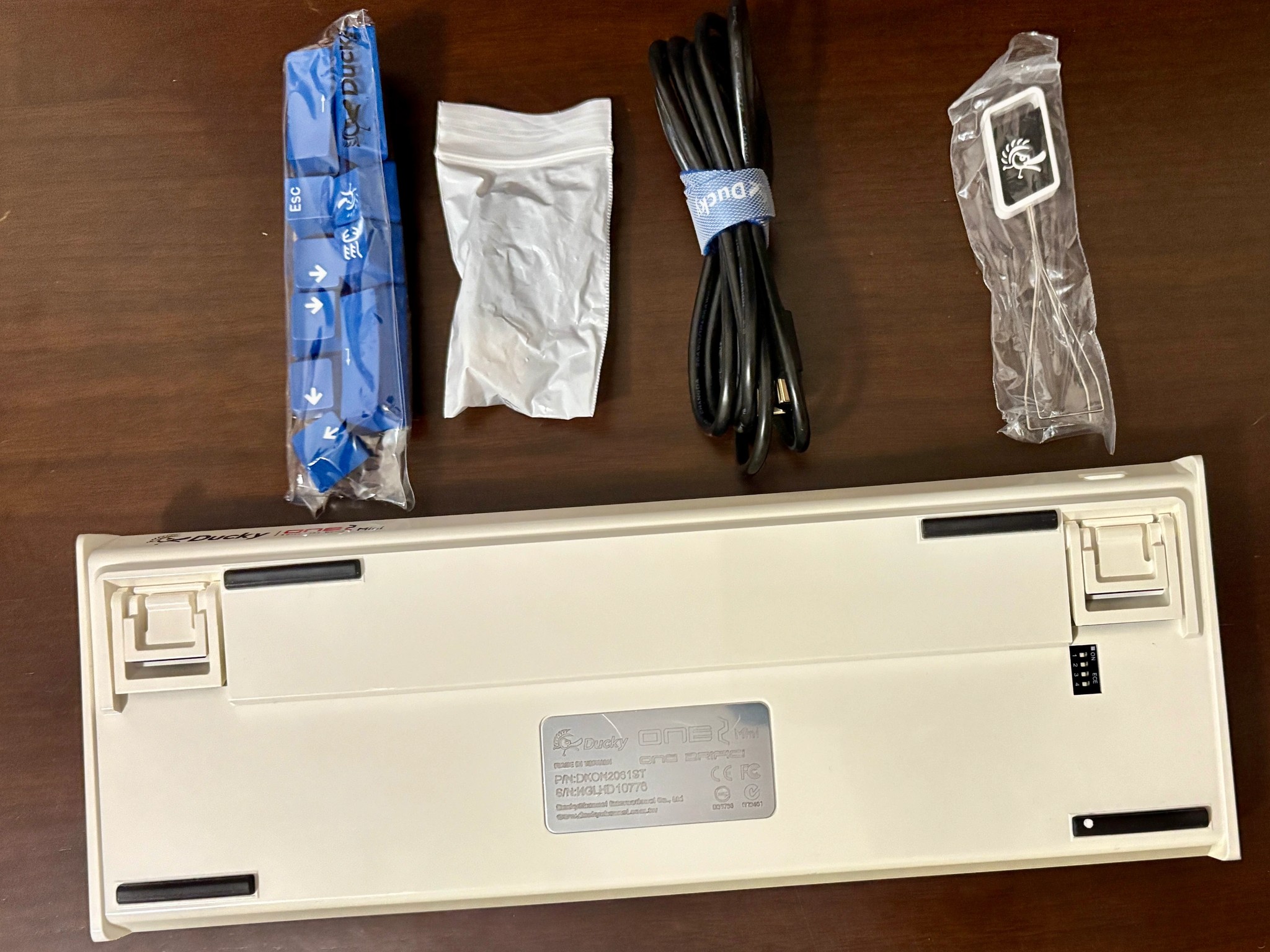 Ducky One 2 Mini - Cherry MX Silent Red