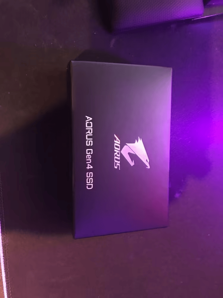 Gigabyte AORUS Gen4 1 TB M.2-2280 NVME Solid State Drive