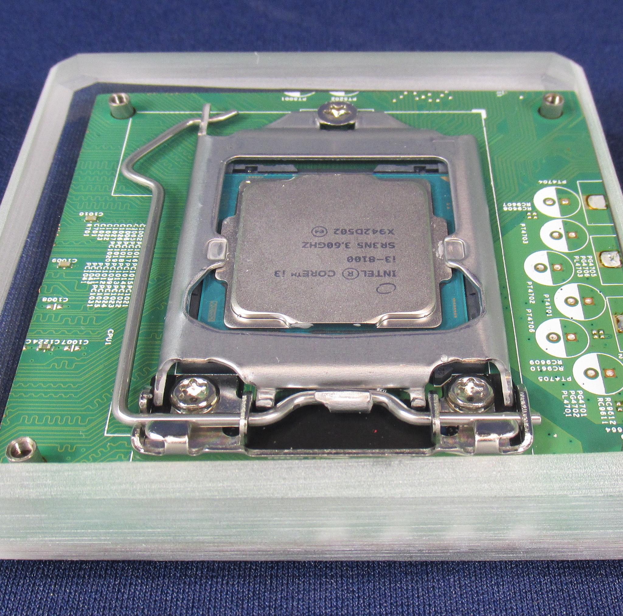 Handmade Clear Epoxy Resin Coaster With Intel Core i3-8100 CPU (SR3N5) & Motherboard