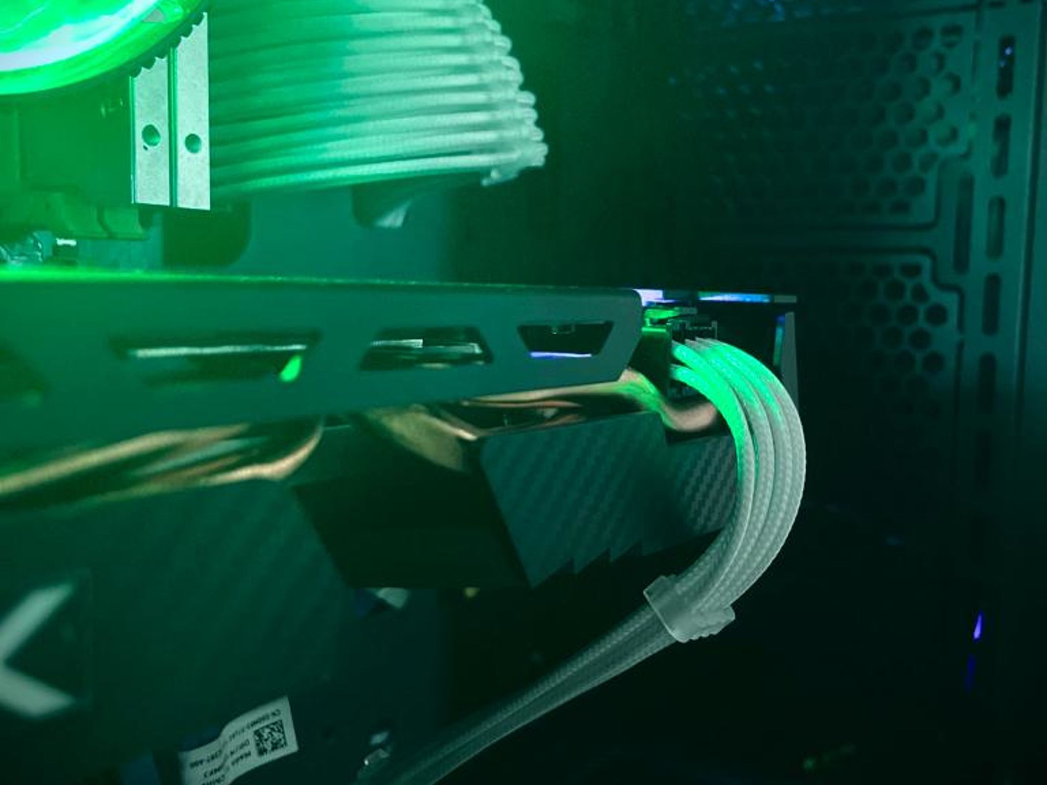 110+FPS Esports |  Intel i5, Radeon RX 580, 16GB RAM, 512GB SSD, RGB budget Gaming PC