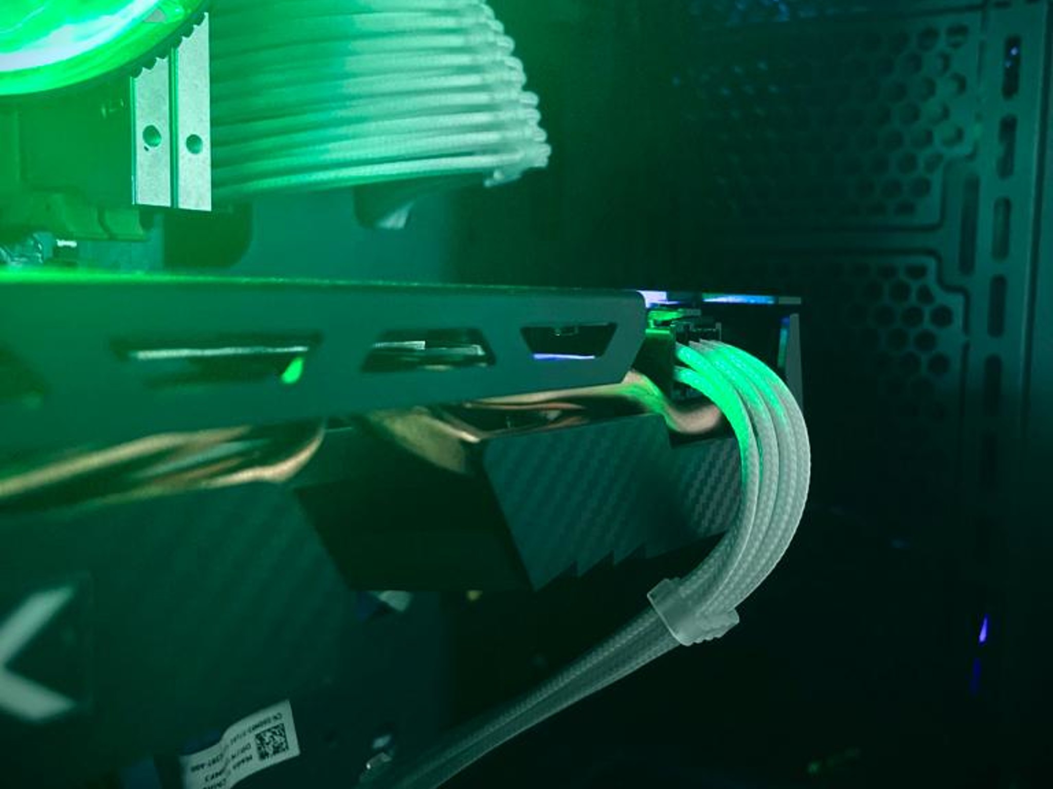 110+FPS Esports |  Intel i5, Radeon RX 580, 16GB RAM, 512GB SSD, RGB budget Gaming PC