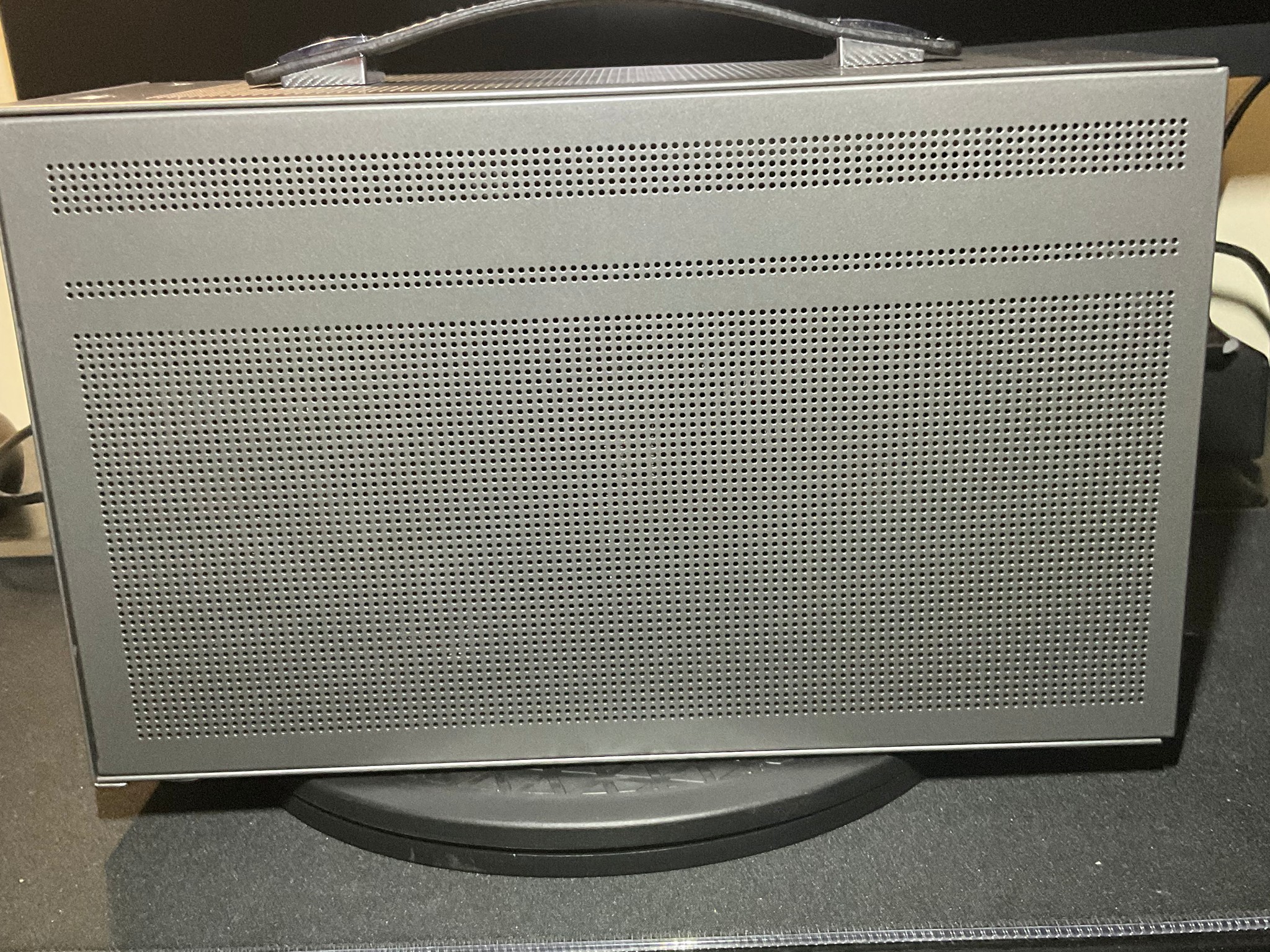 ITX Gaming PC (Ryzen 5 5600x | A520 Mini ITX | 600 W PSU - and all cables)