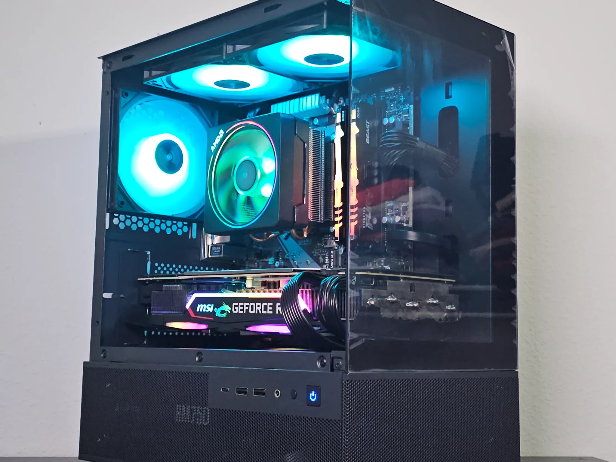 💎 Prism 1440p / RTX 2080 Super 8GB / Ryzen 7 3800x / 16GB DDR4 / 1TB SSD