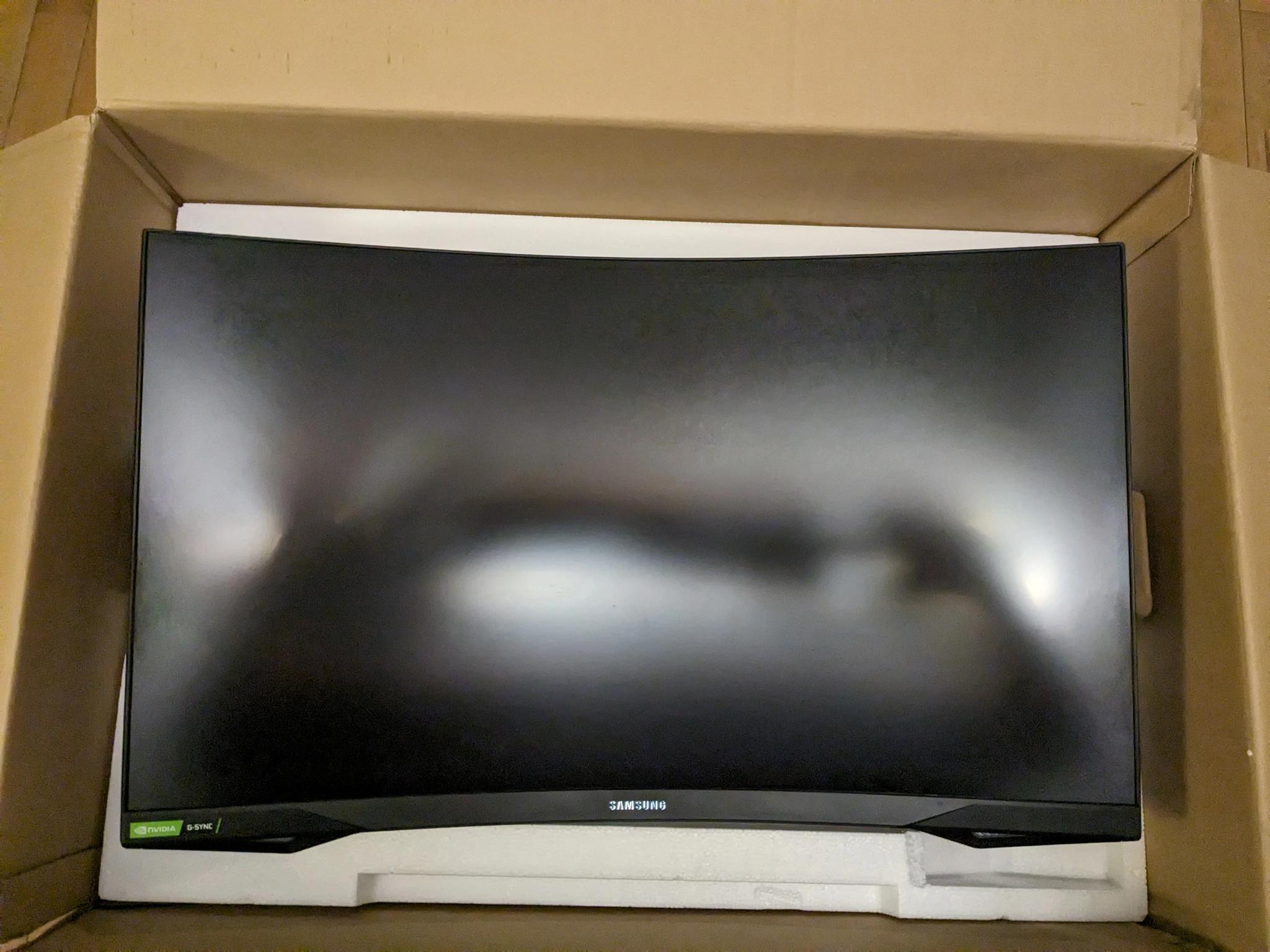 Samsung Odyssey G7 27 inch 240hz VA 1ms